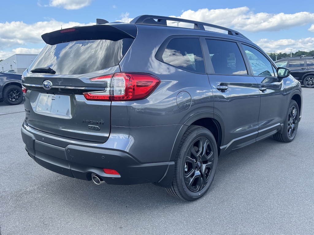 New 2026 Subaru Ascent Onyx Edition Touring 7-Passenger SUV