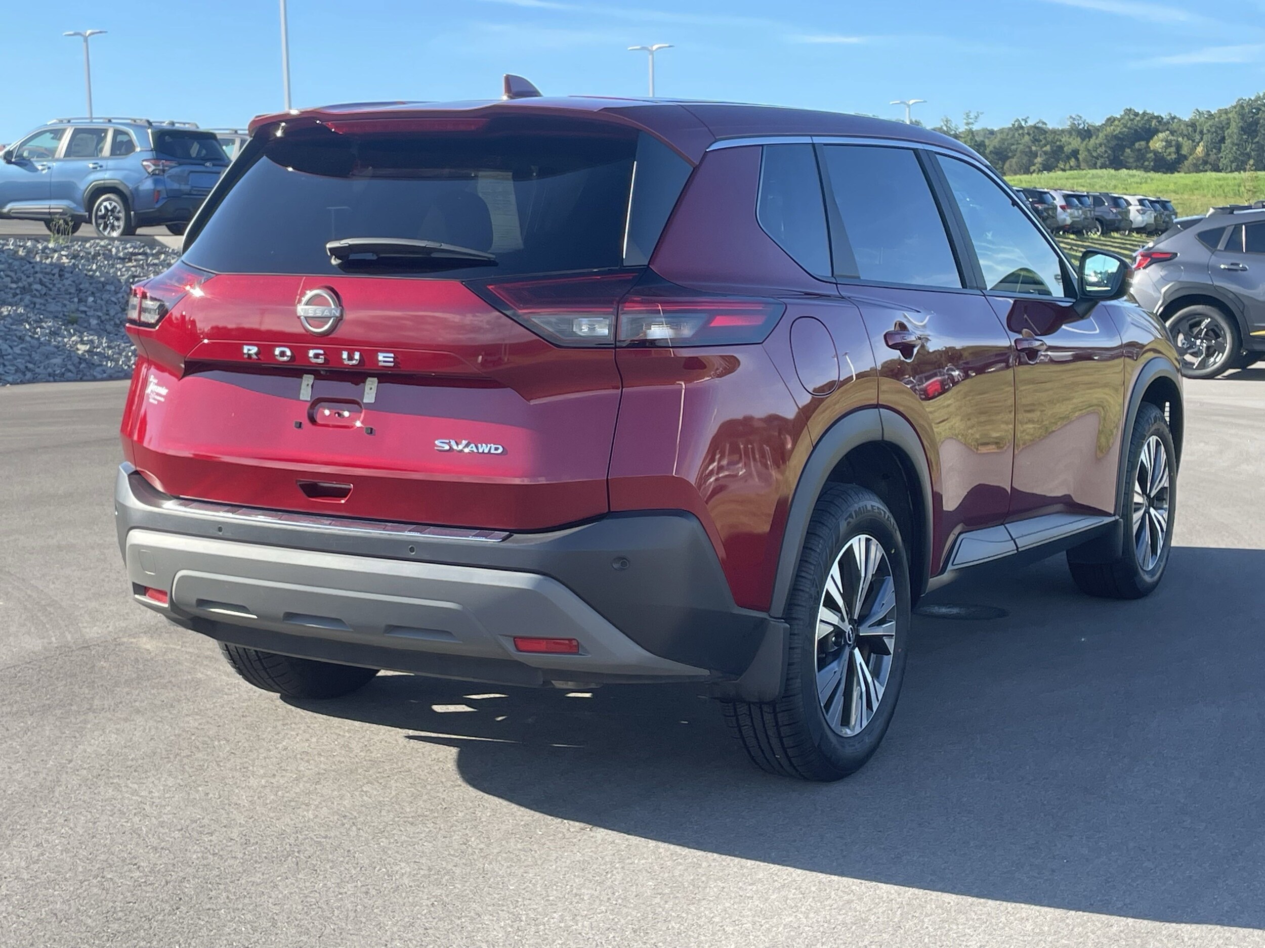 2023 Nissan Rogue AWD SV photo 3