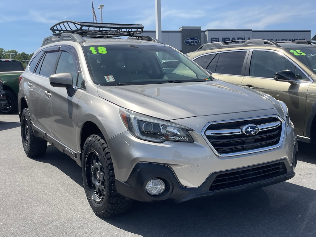 Used 2018 Subaru Outback 2.5i Premium with SUV