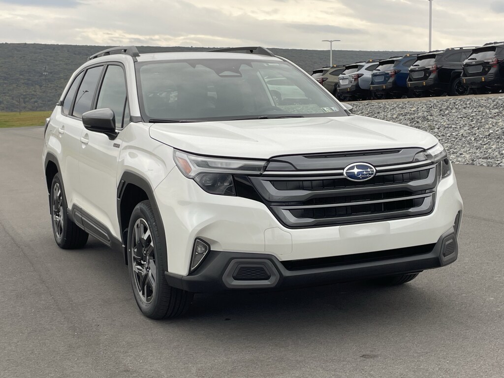 New 2025 Subaru Forester Hybrid Limited SUV