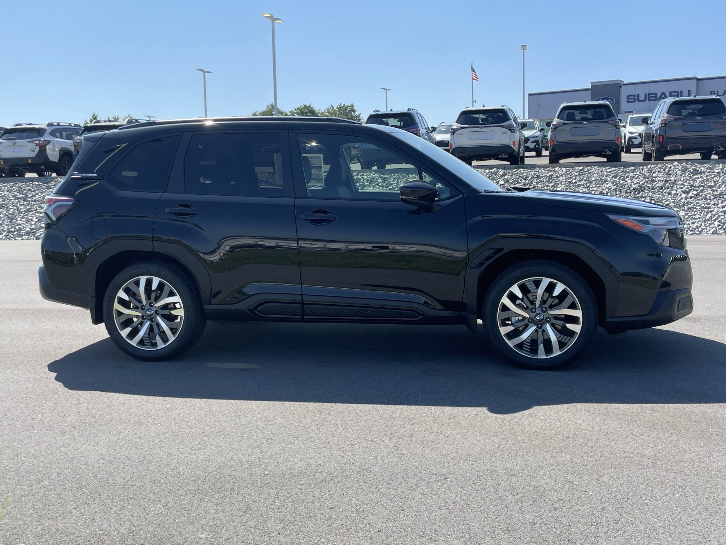 2025 Subaru Forester Touring photo 2