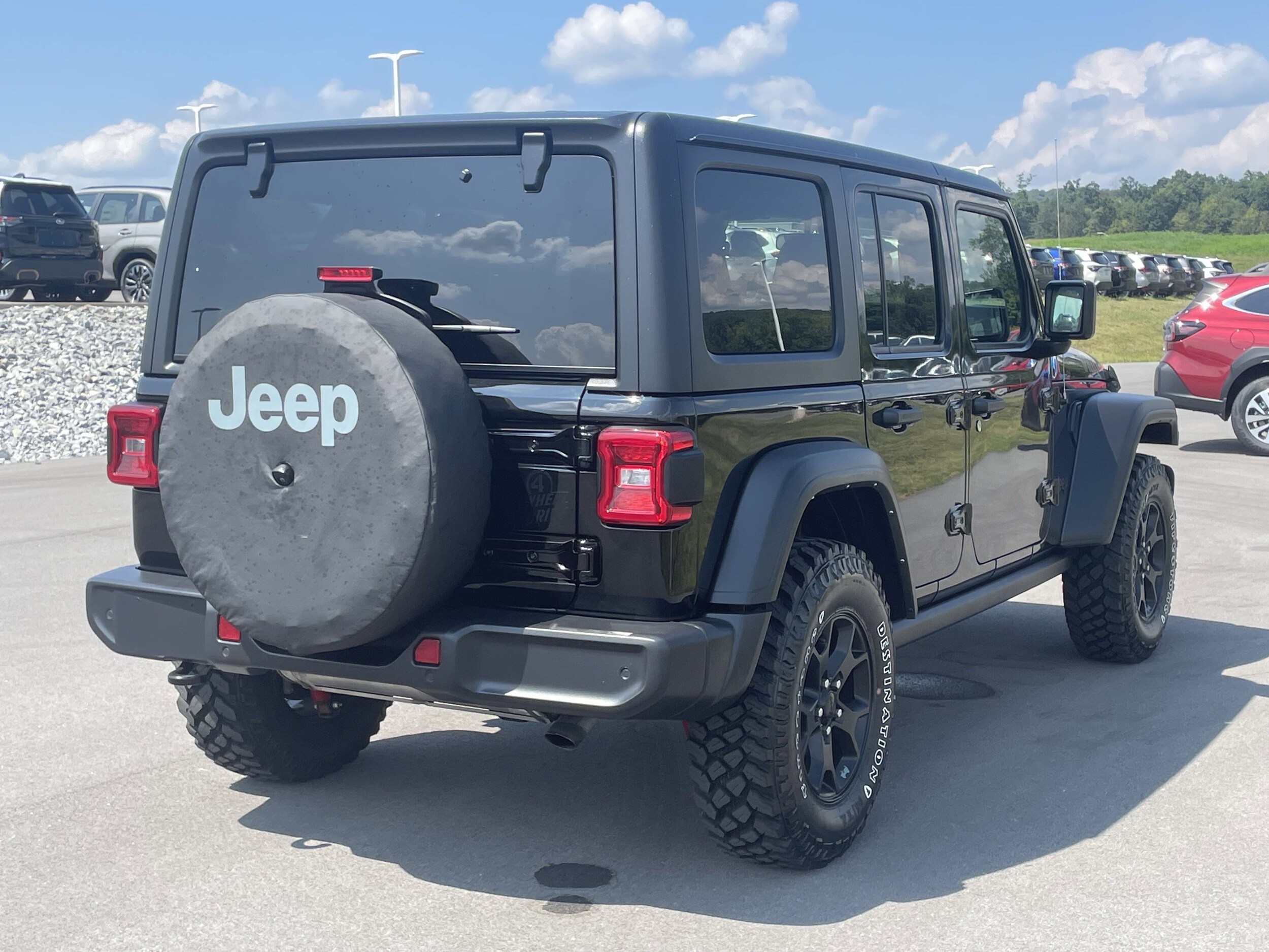 2021 Jeep Wrangler Unlimited Sport Willys photo 3