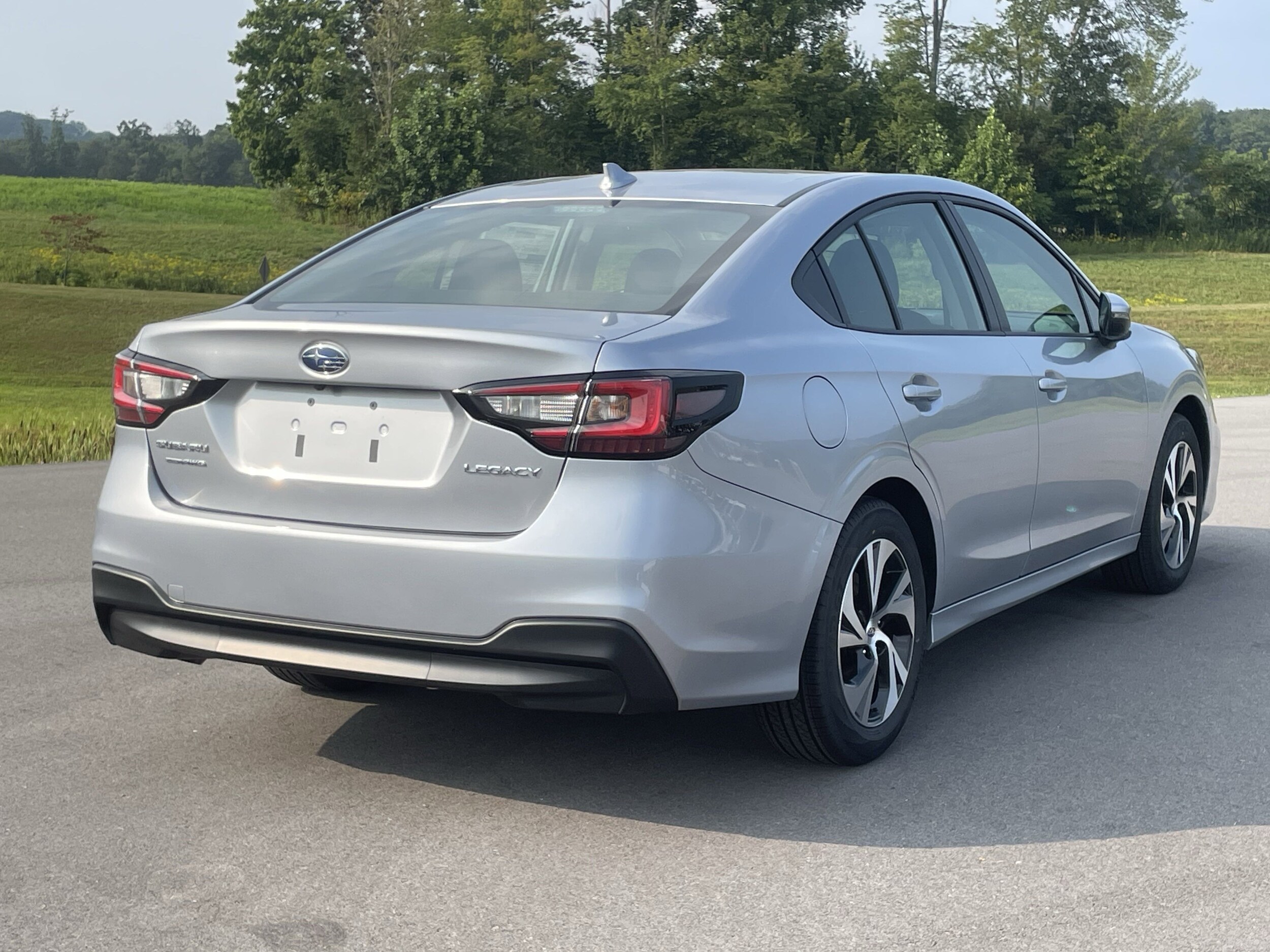 2025 Subaru Legacy Premium photo 3