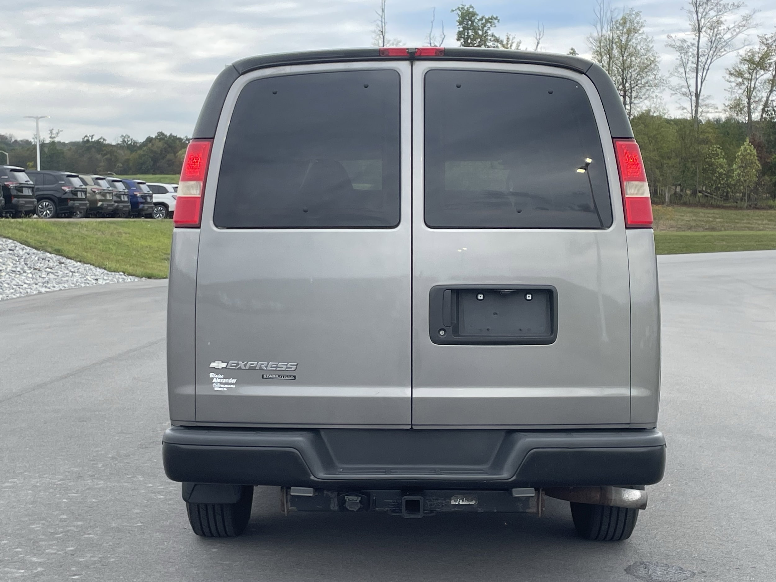 2013 Chevrolet Express 3500 LS Passenger Van photo 3