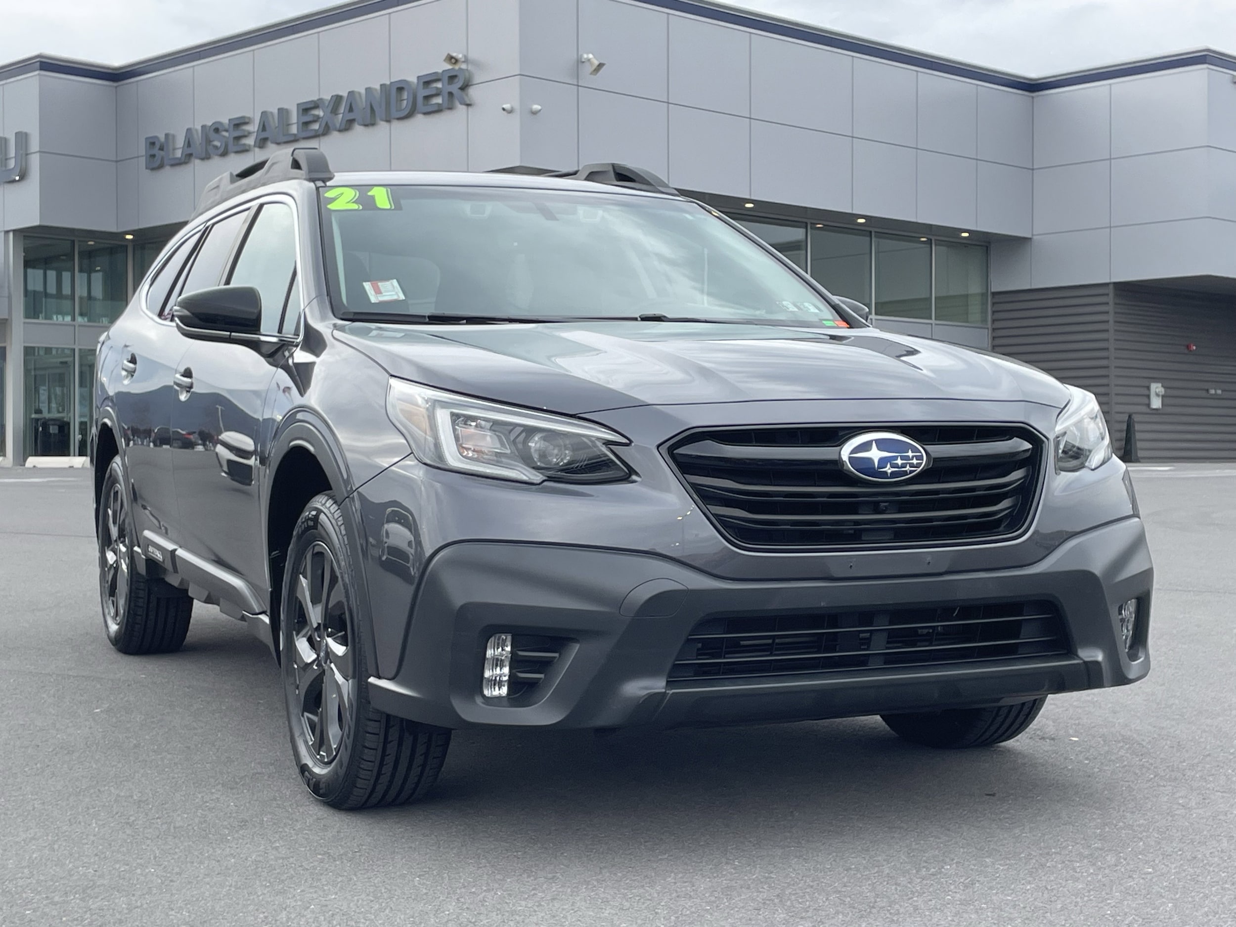 2021 Subaru Outback Onyx Edition's photo