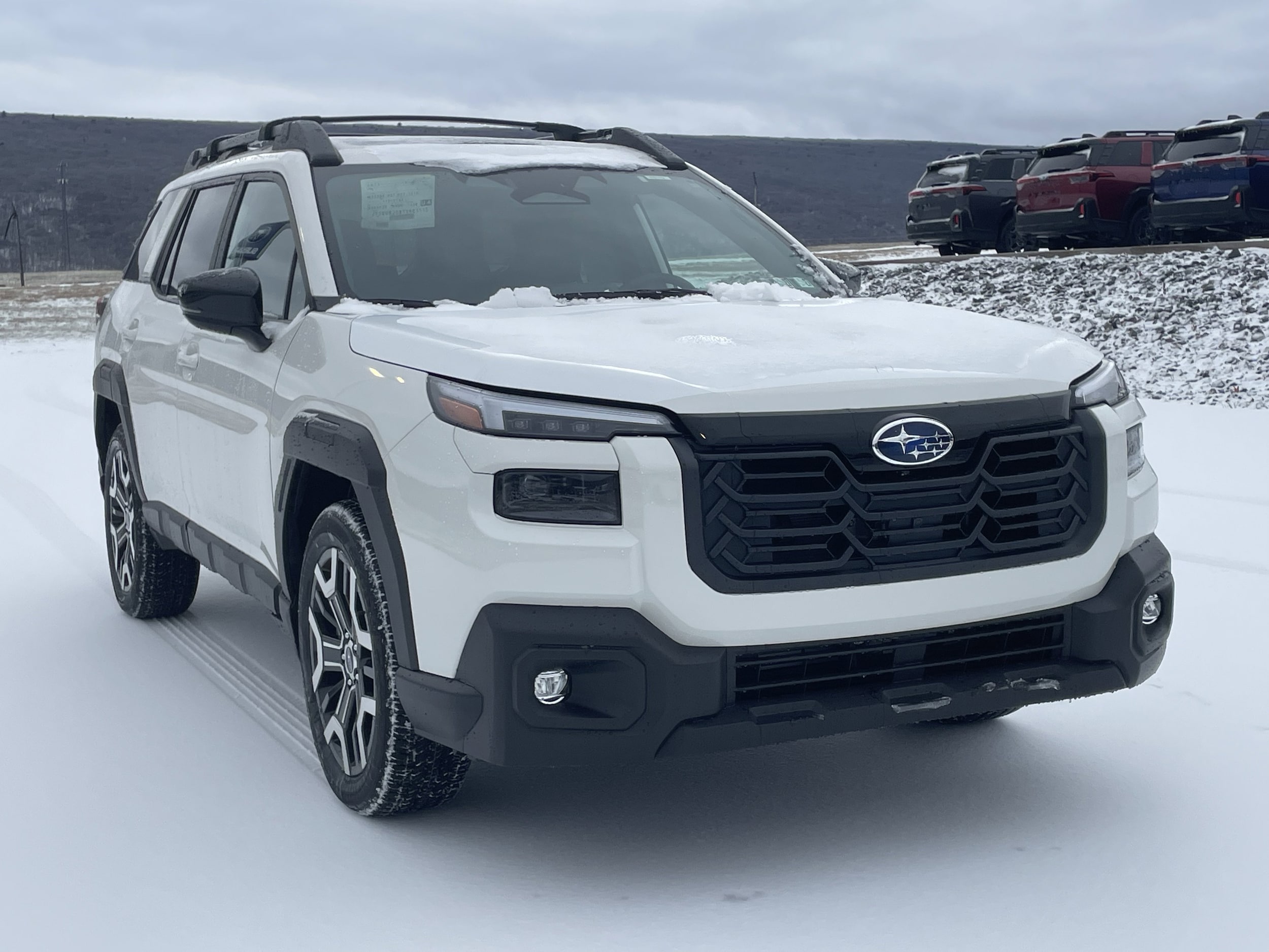 2026 Subaru Outback Touring's photo