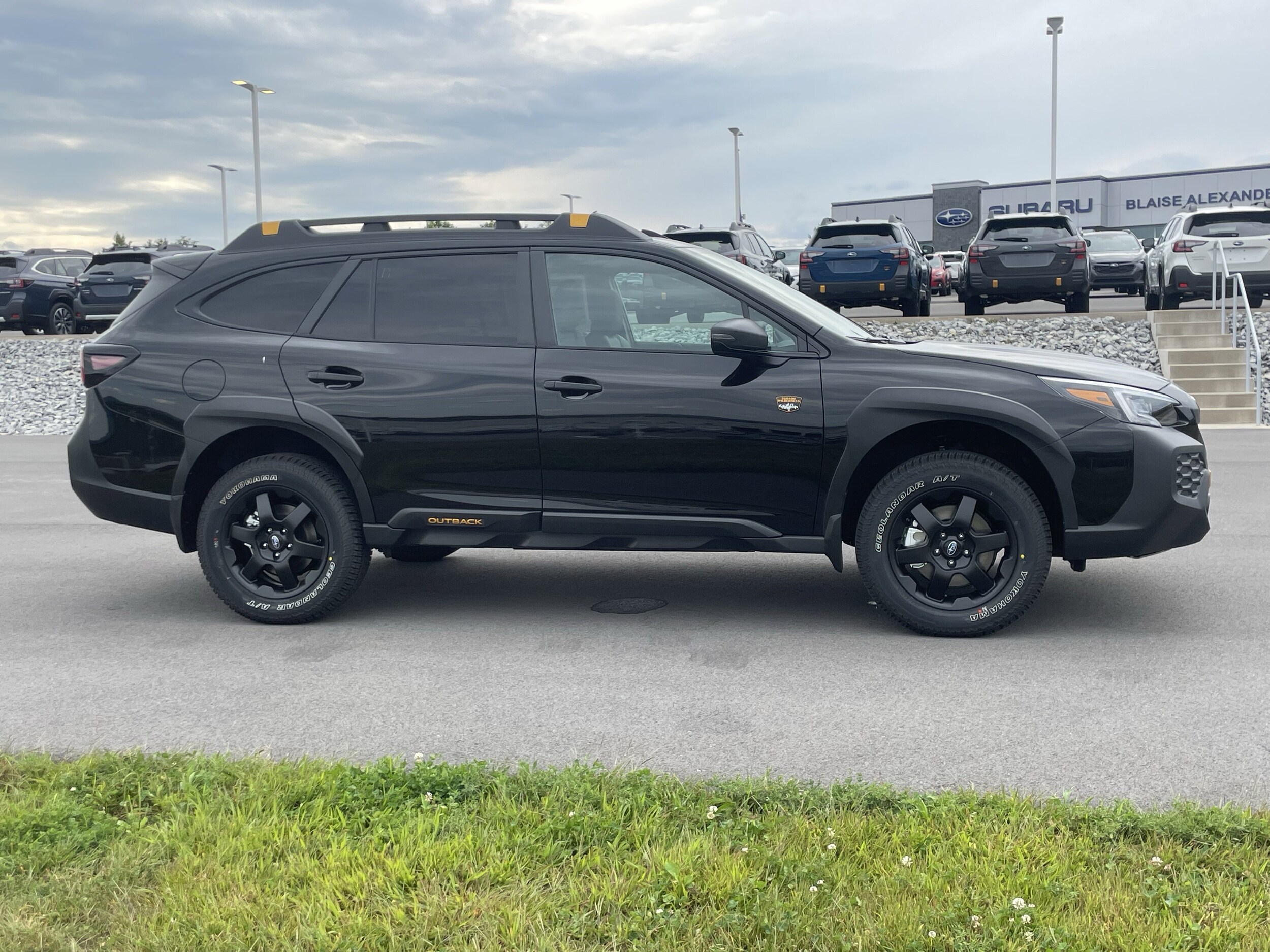 2025 Subaru Outback Wilderness photo 2