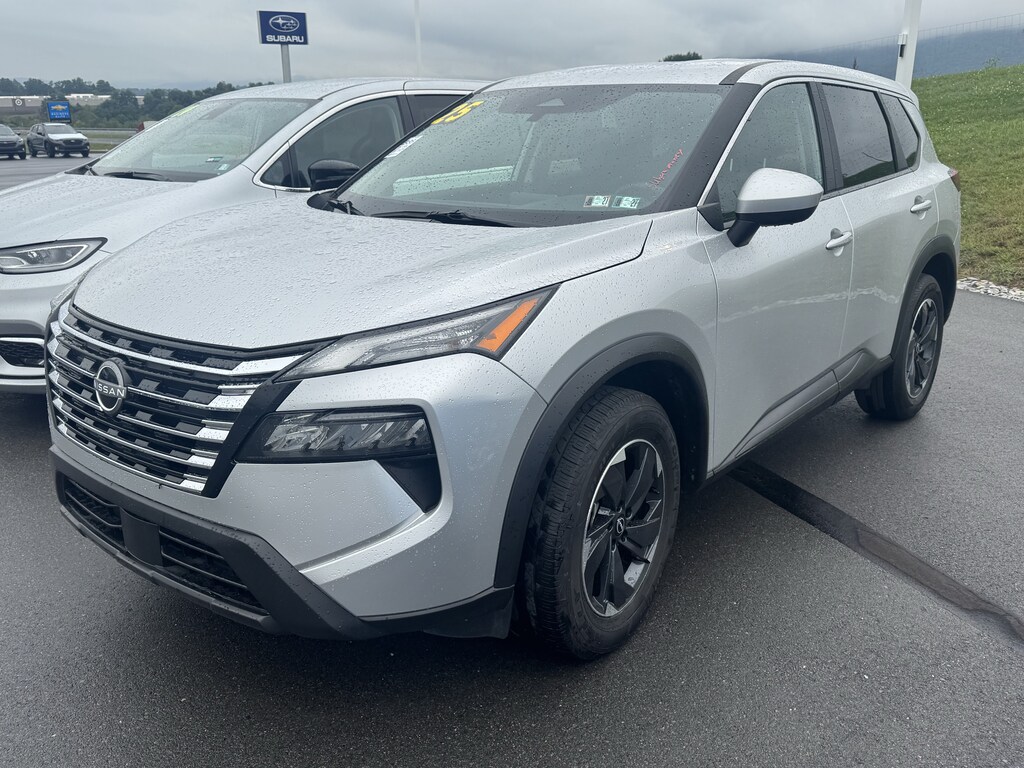 Used 2025 Nissan Rogue SV SUV