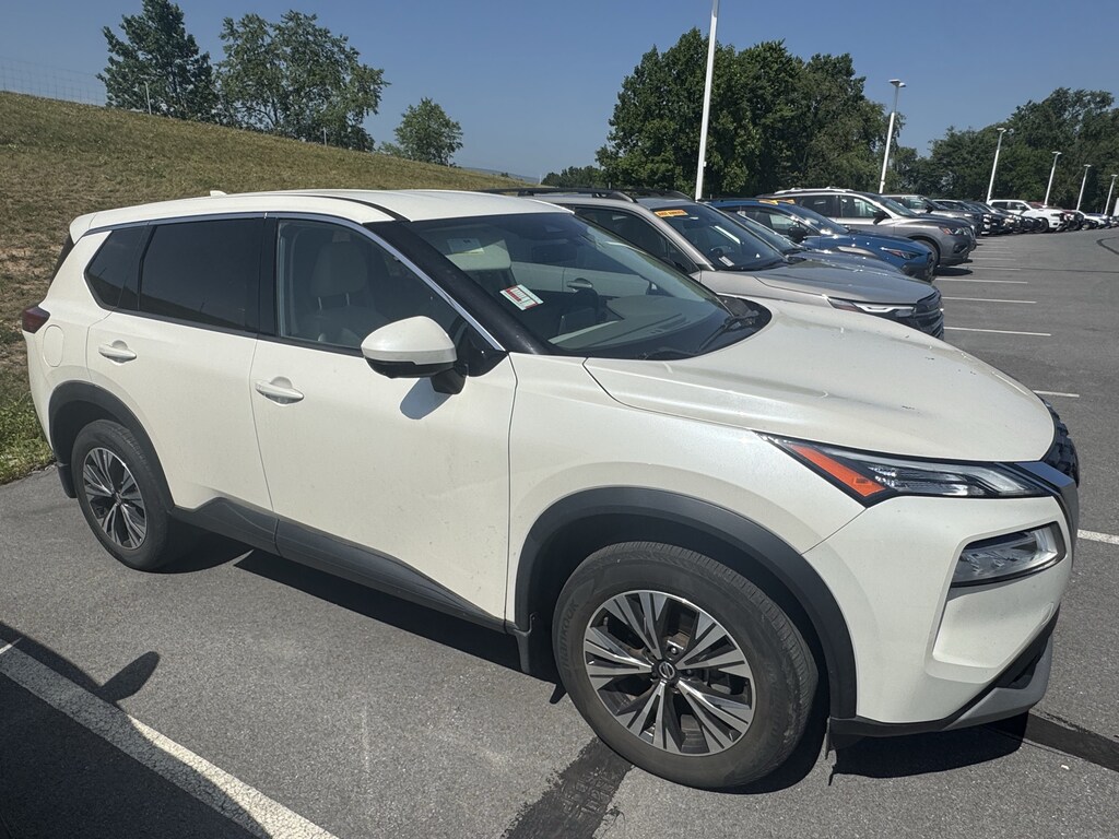 Used 2021 Nissan Rogue SV SUV