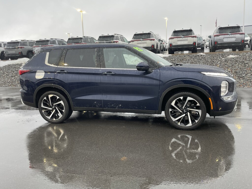 Used 2022 Mitsubishi Outlander CUV