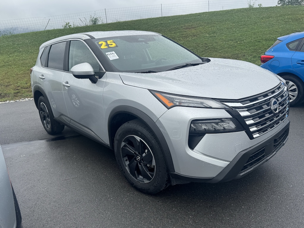 Used 2025 Nissan Rogue SV SUV