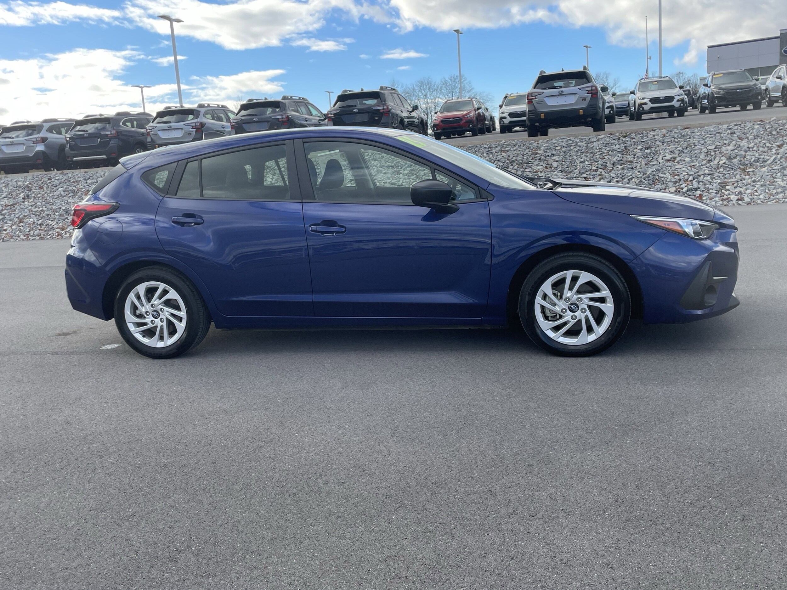 2025 Subaru Impreza Base photo 2