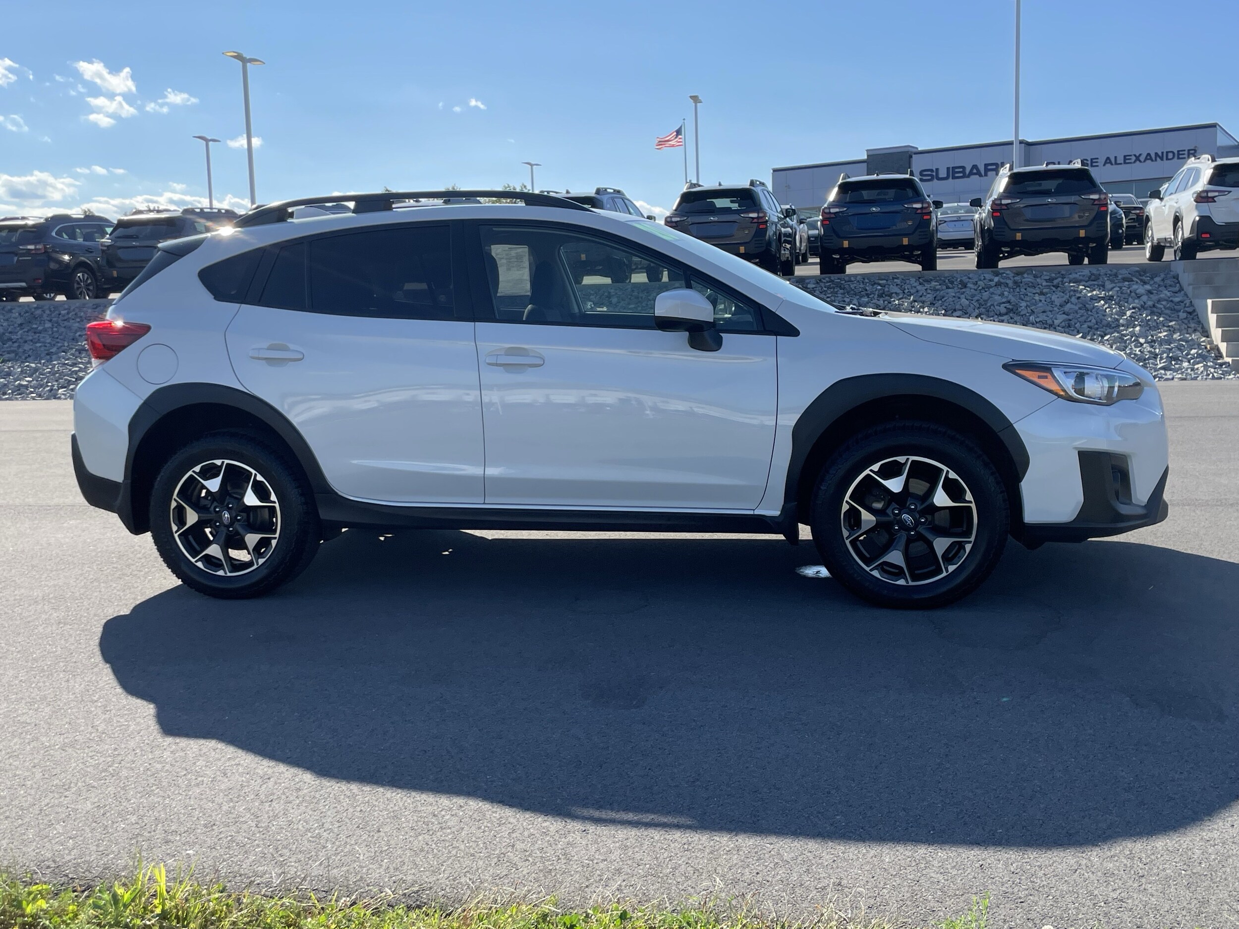 2020 Subaru Crosstrek Premium photo 2