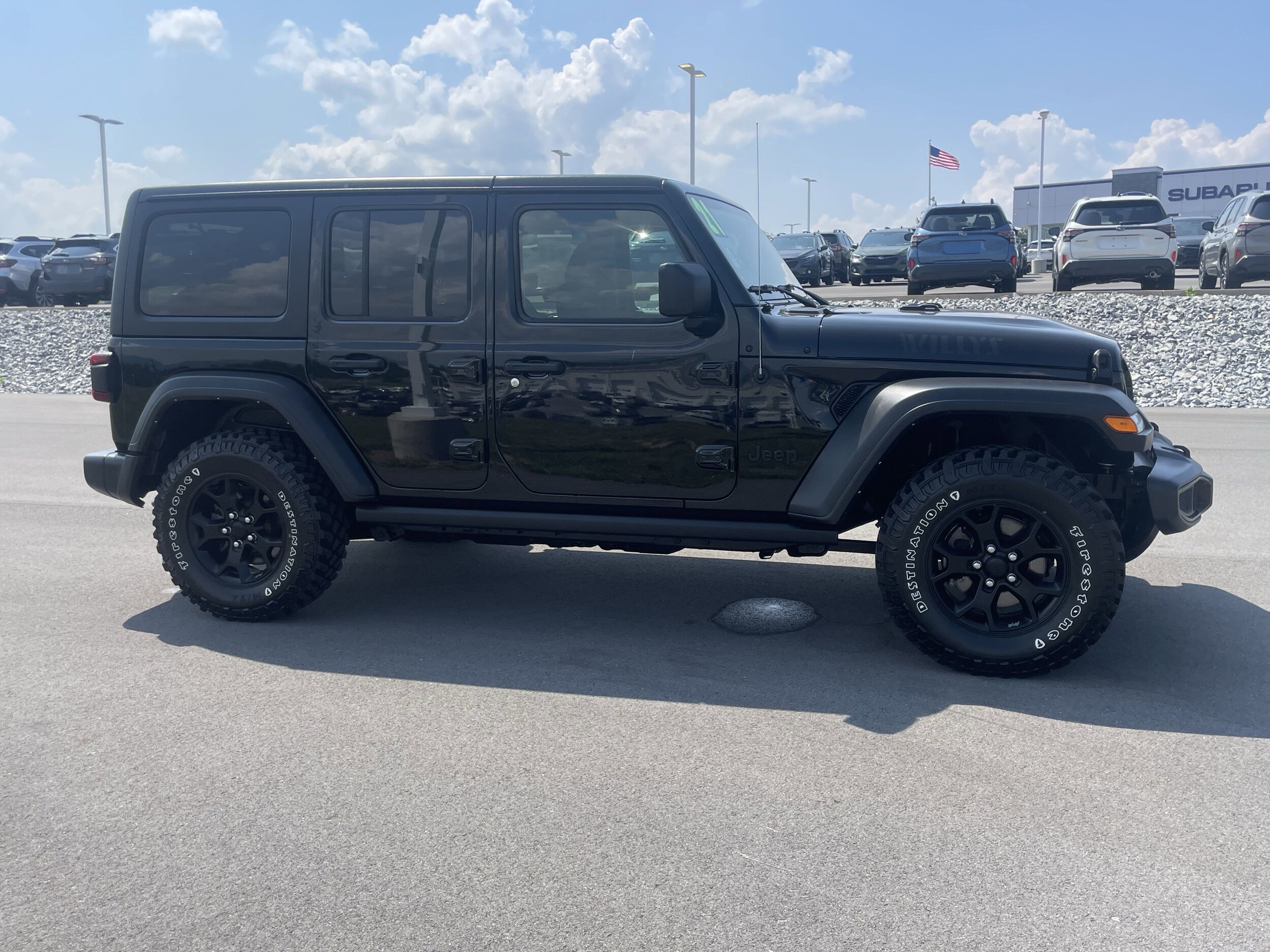 2021 Jeep Wrangler Unlimited Sport Willys photo 2