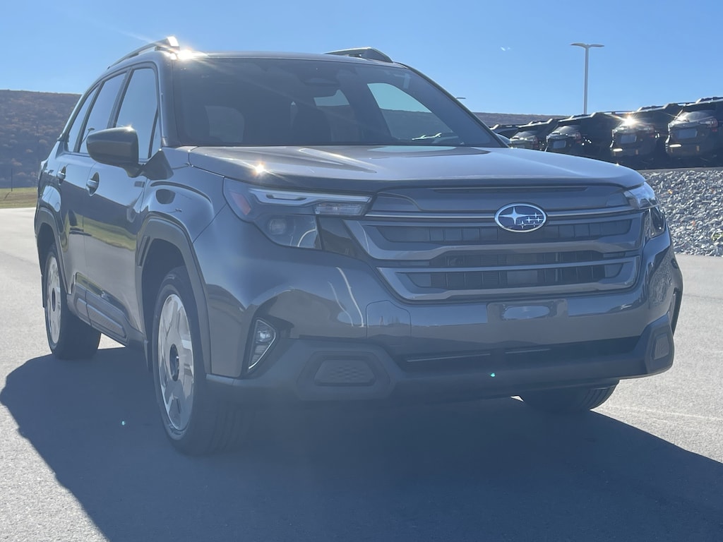 New 2025 Subaru Forester Hybrid Premium SUV