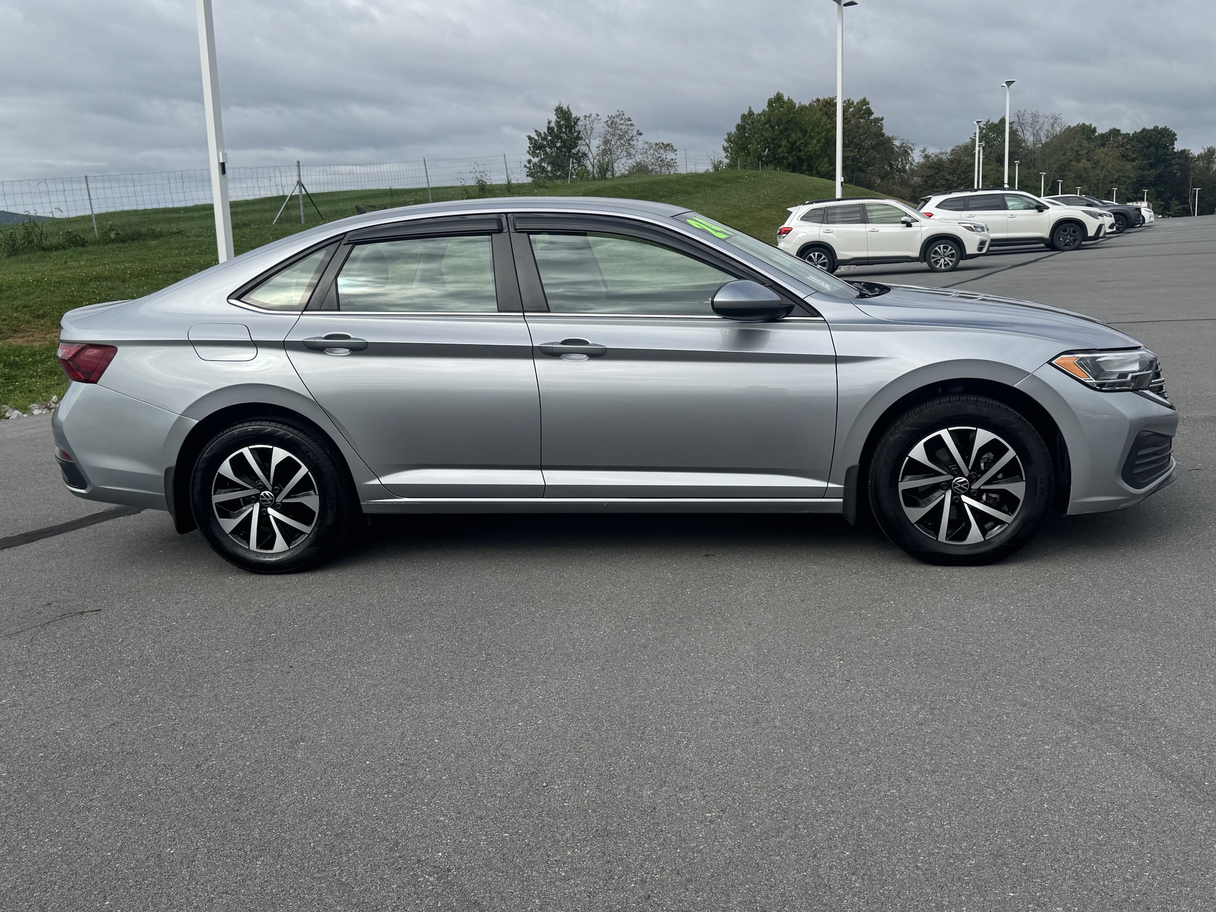 3VW5M7BU2RM042633