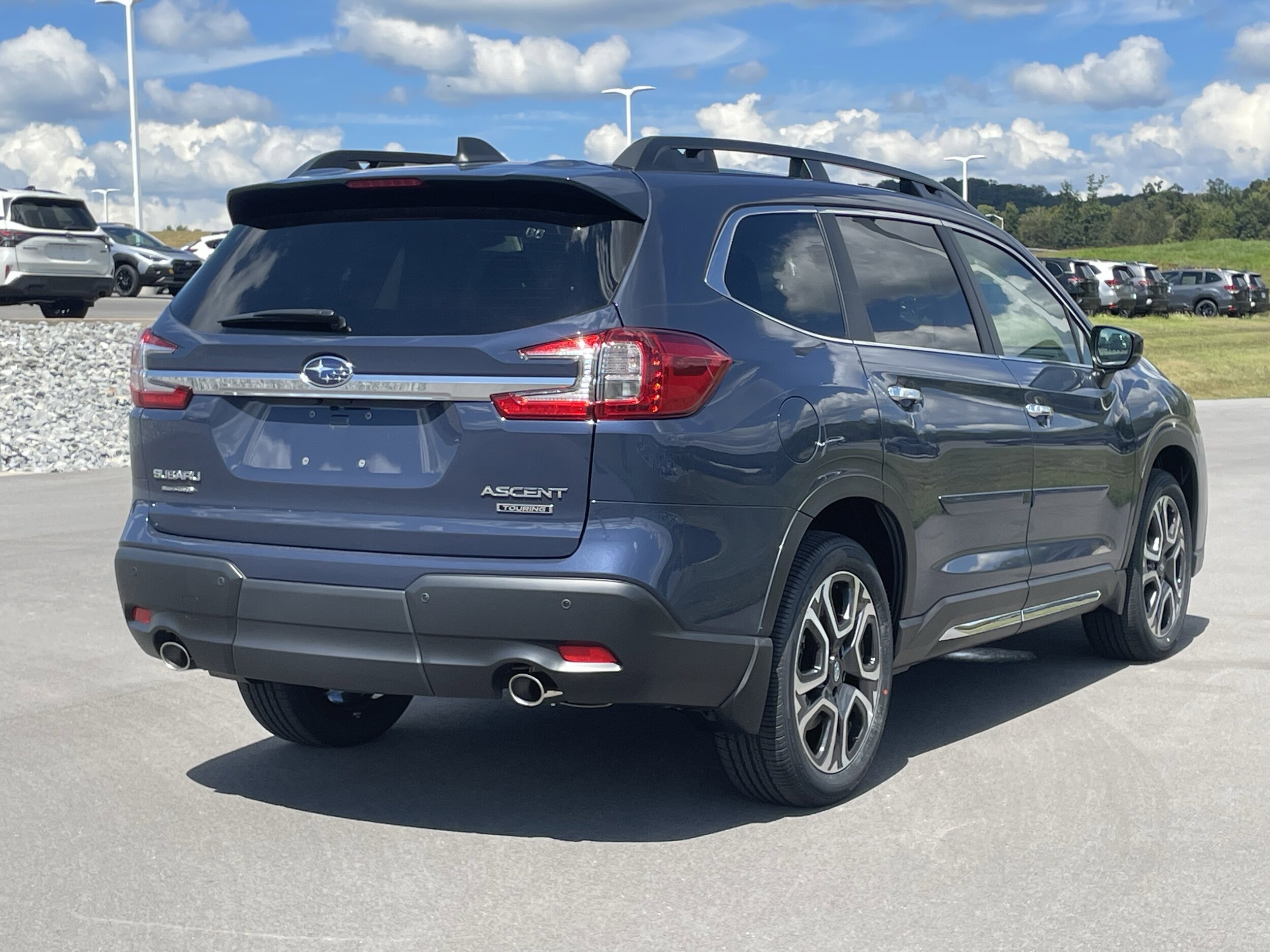 2025 Subaru Ascent Touring photo 3