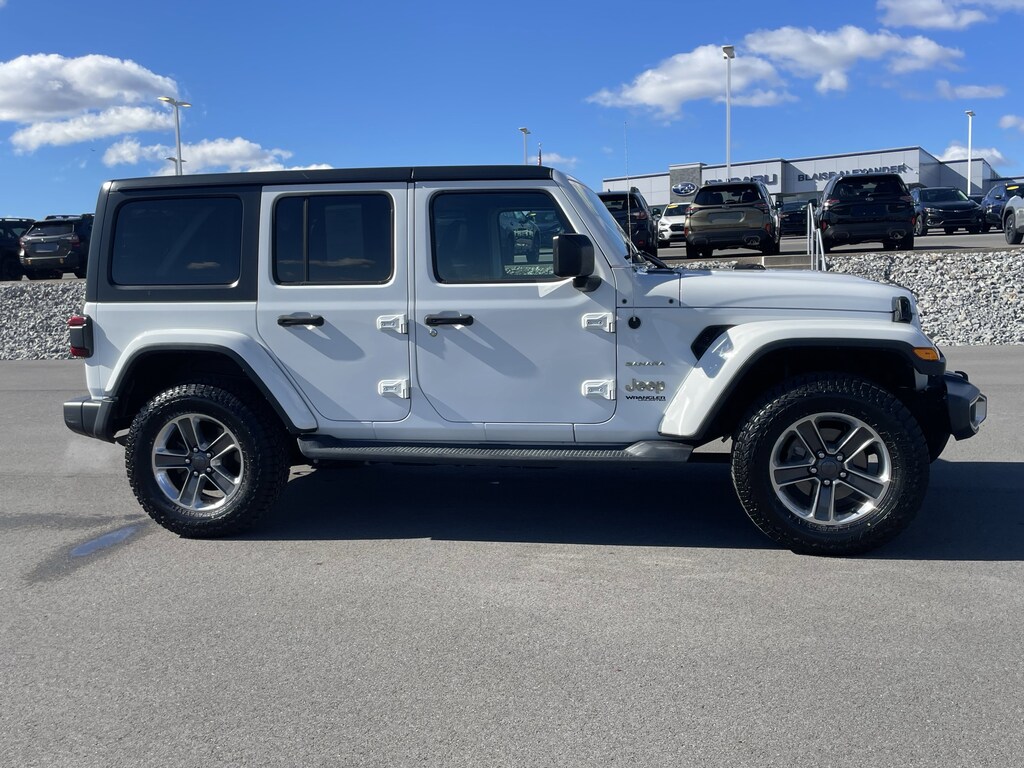 Used 2018 Jeep Wrangler Unlimited Unlimited Sahara 4x4 SUV