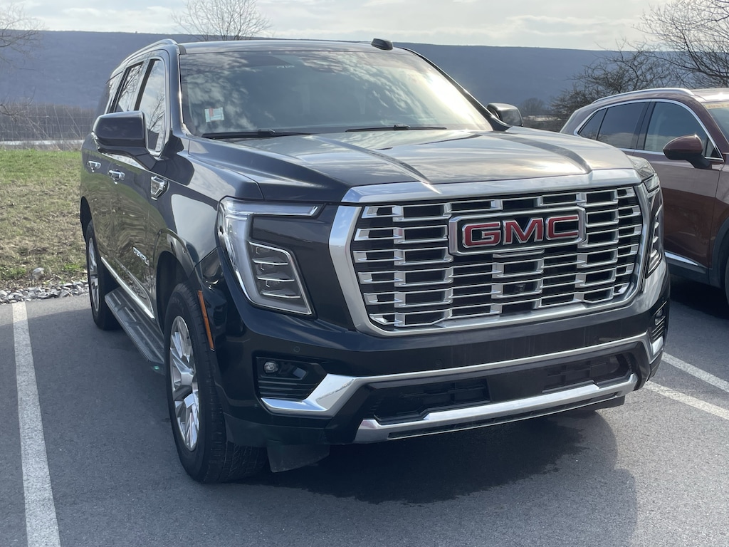 Used 2025 GMC Yukon Denali SUV