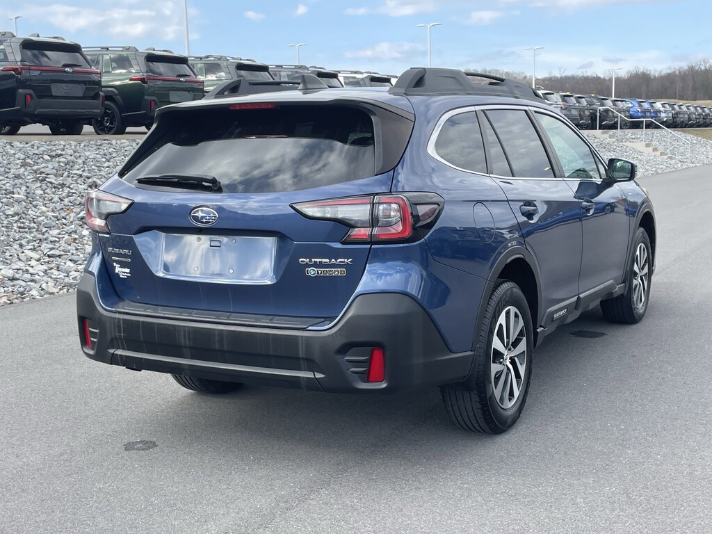 Used 2020 Subaru Outback Premium SUV