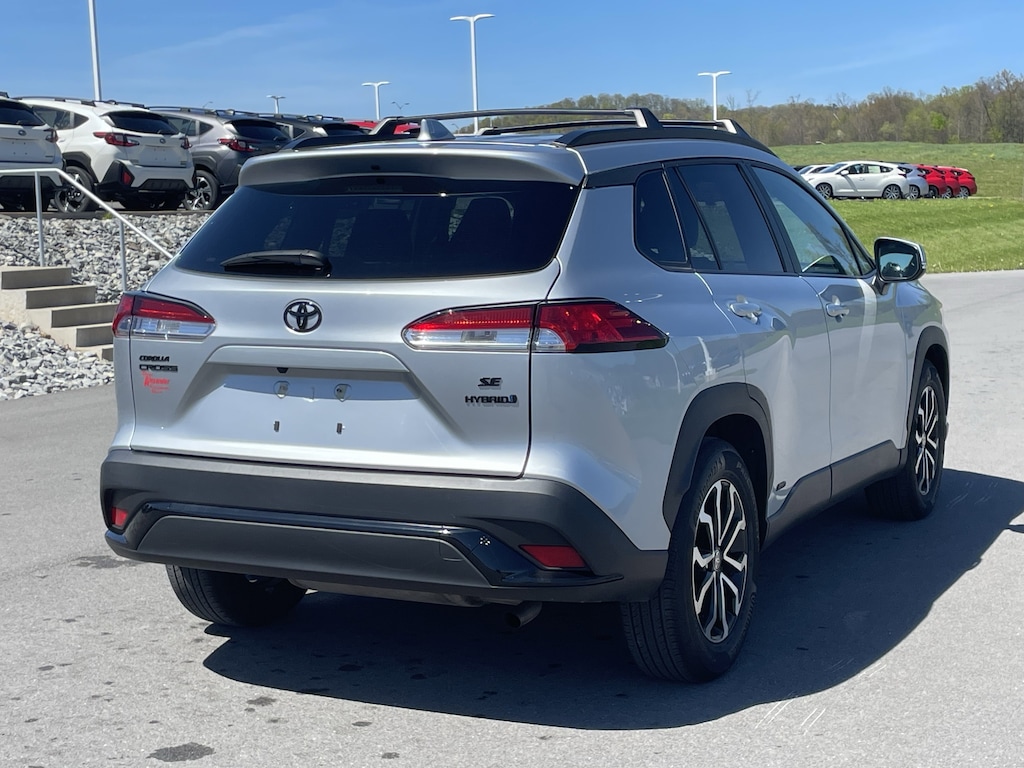 Used 2024 Toyota Corolla Cross SE SUV