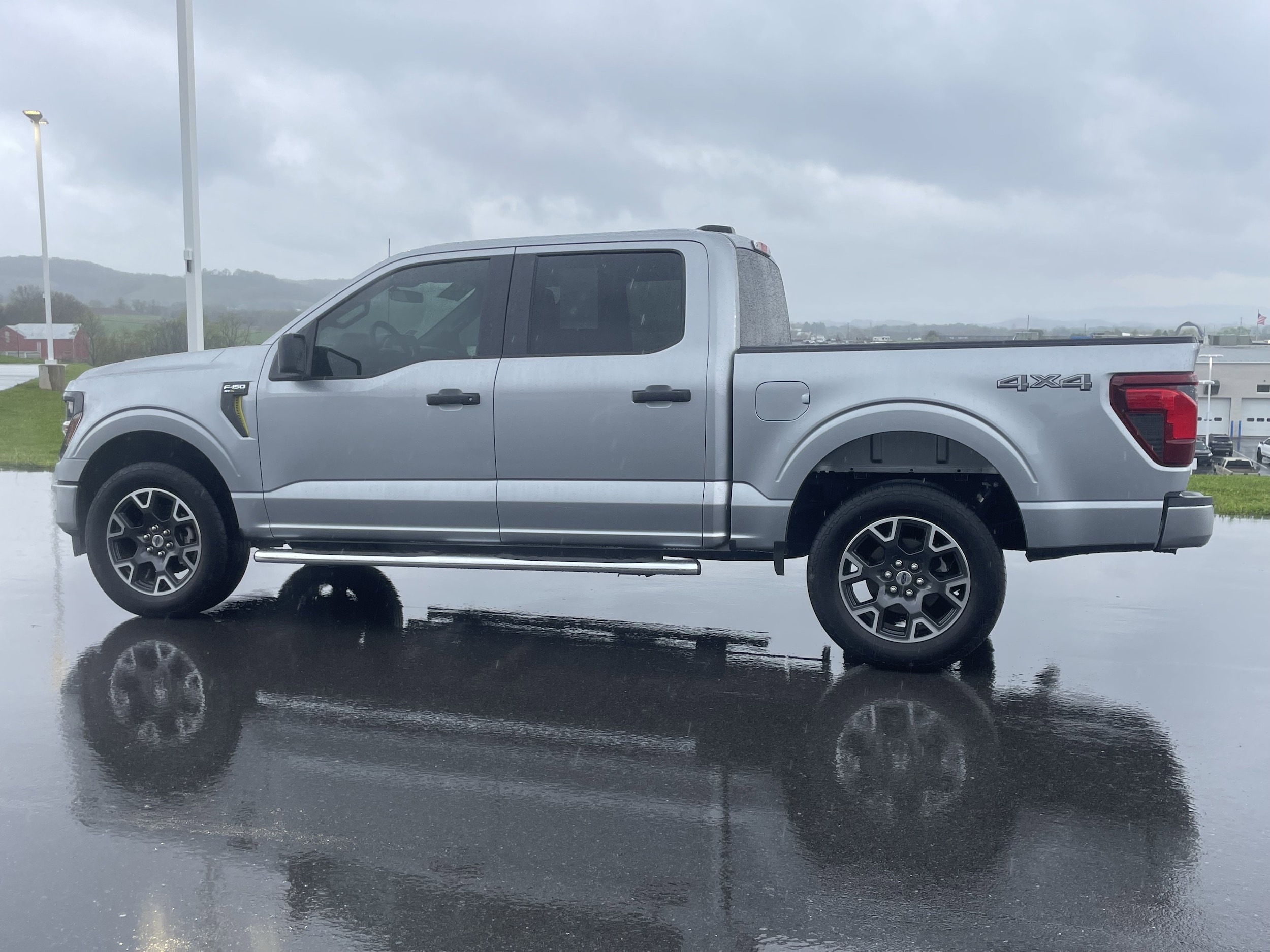 2025 Ford F-150 STX - Photo 7