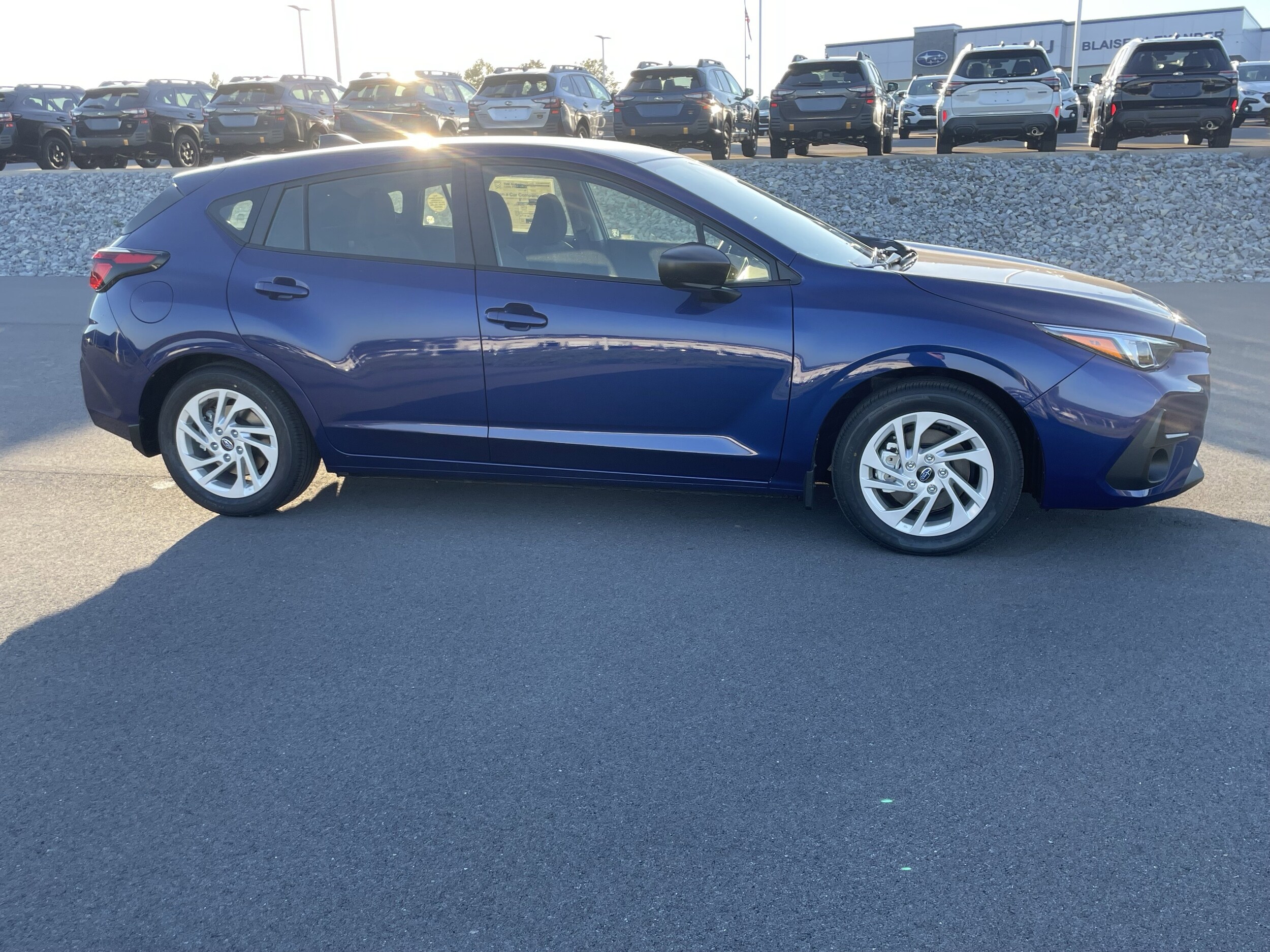 2025 Subaru Impreza Base photo 2