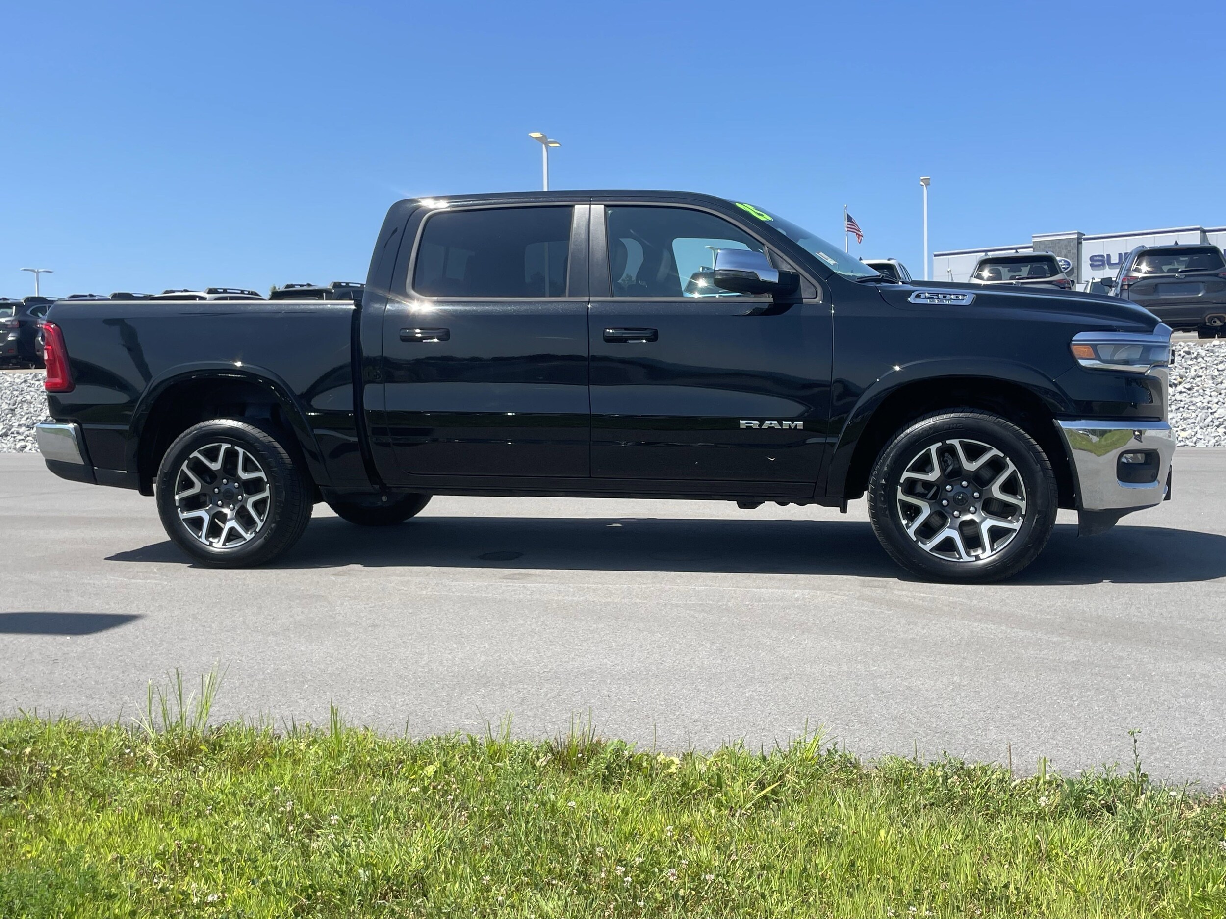 2025 Ram 1500 Laramie photo 2