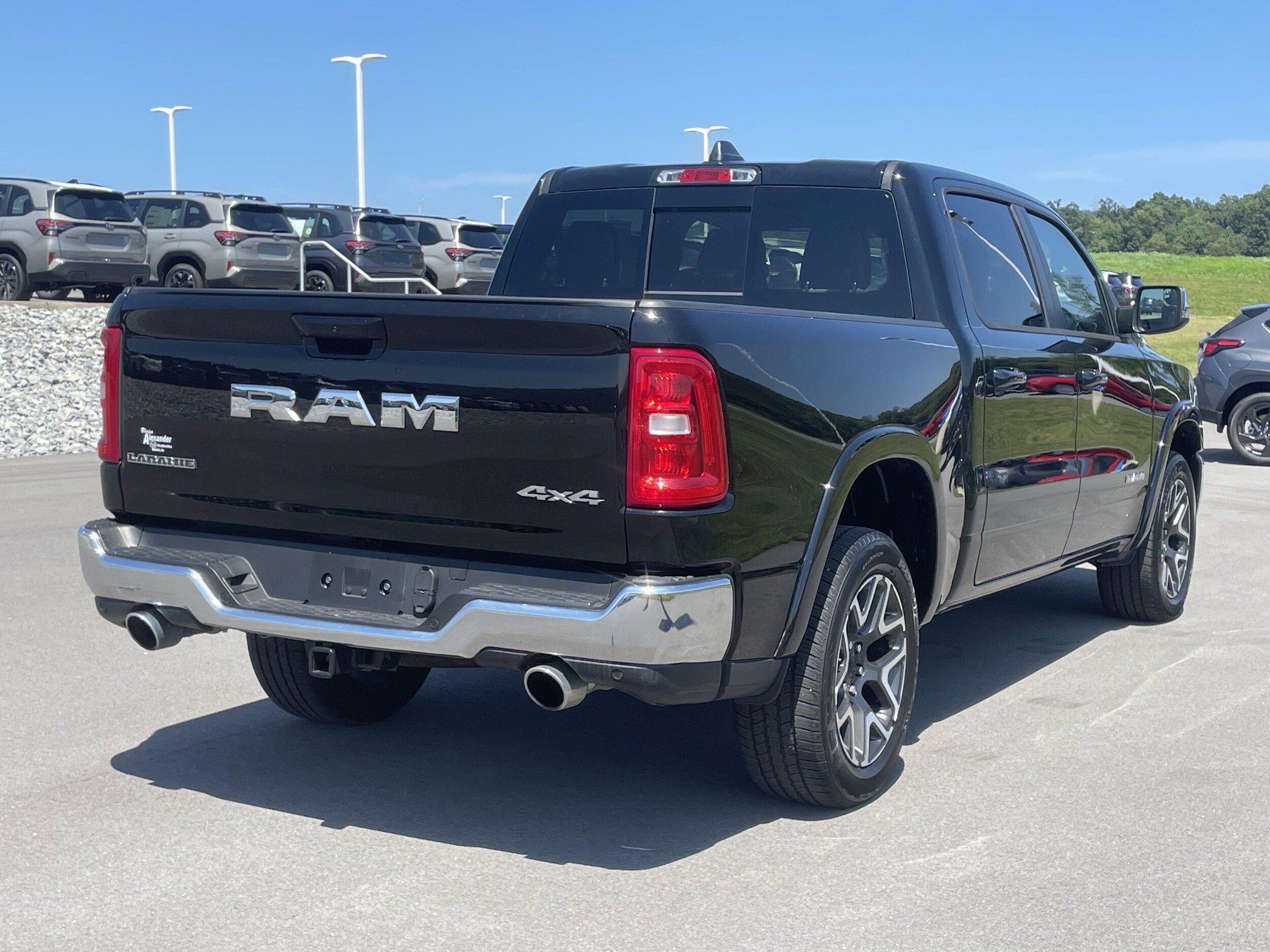 2025 Ram 1500 Laramie photo 3