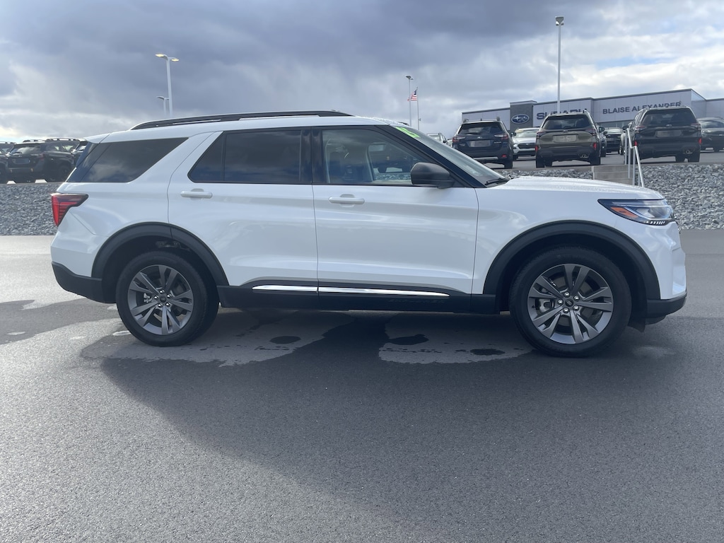 Used 2025 Ford Explorer Active SUV