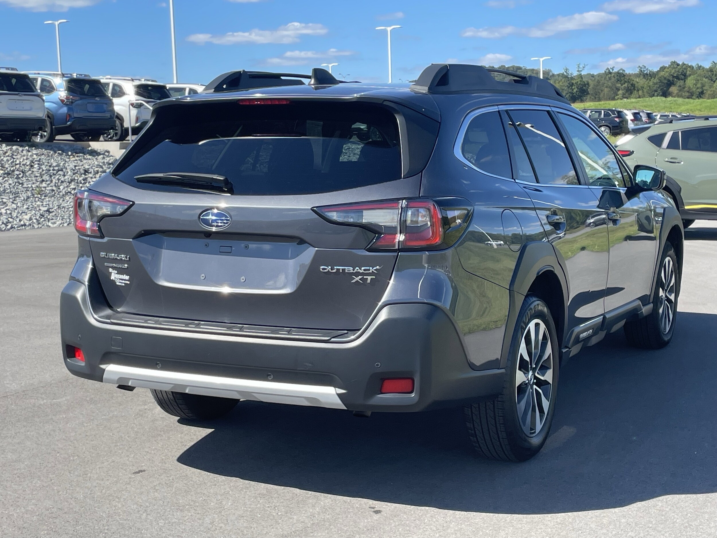 2024 Subaru Outback Limited XT photo 3