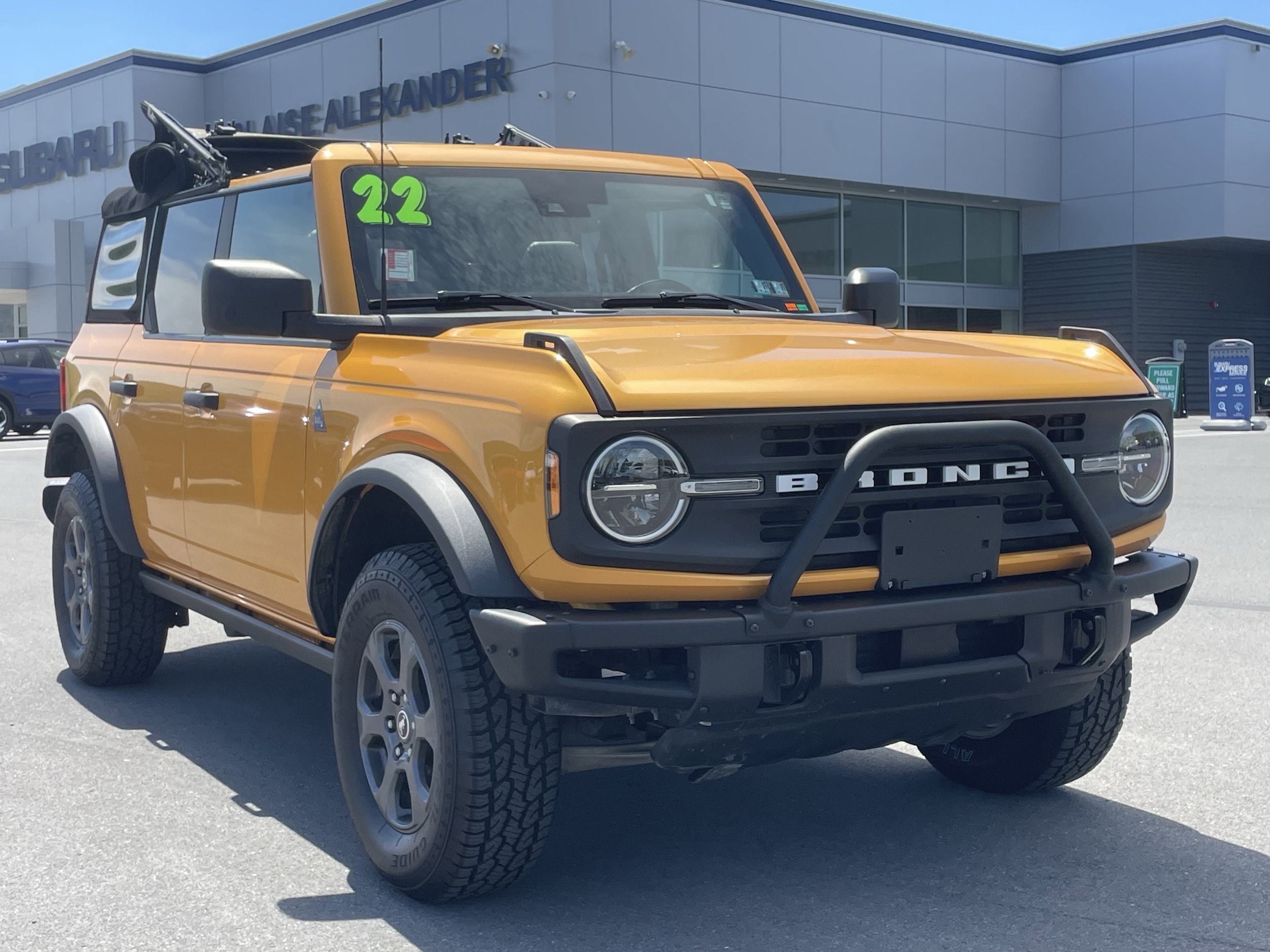 2022 Ford Bronco Black Diamond Advanced 4WD 4-door's photo
