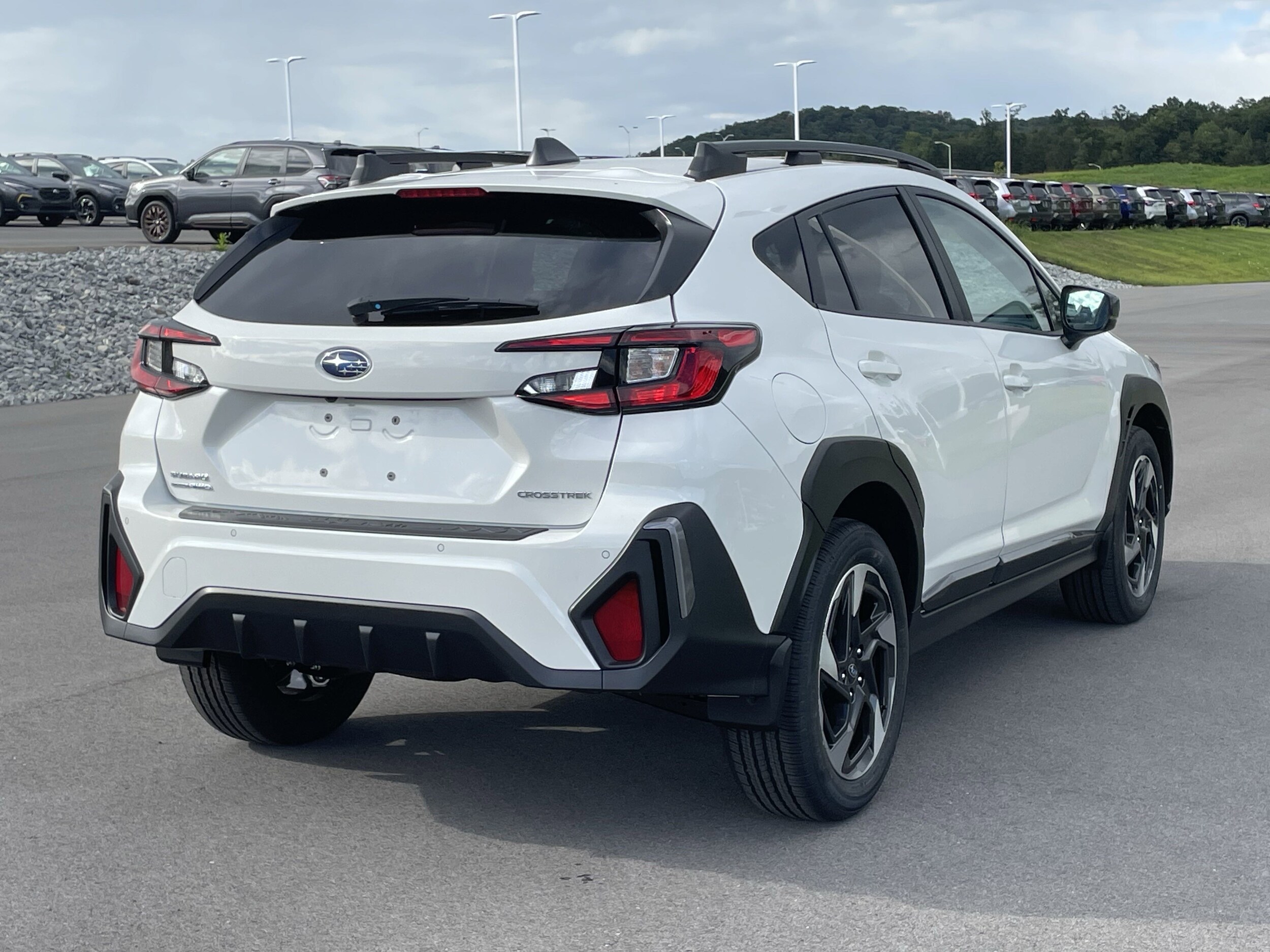 2025 Subaru Crosstrek Limited photo 3