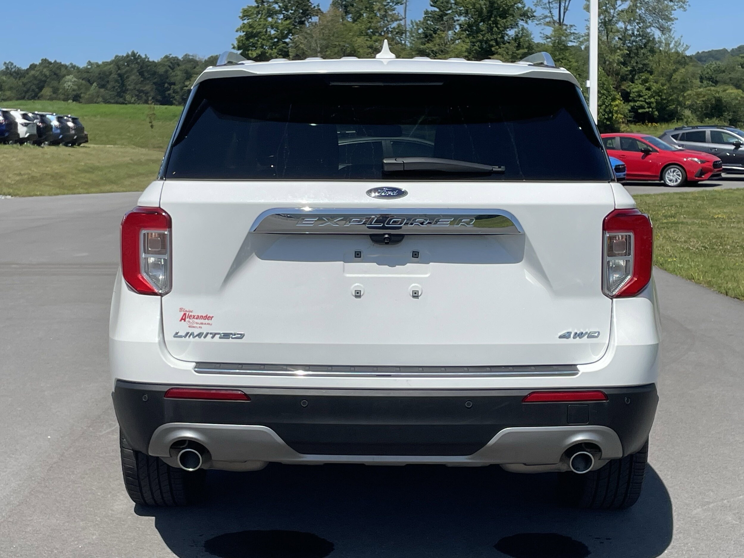 2022 Ford Explorer Limited photo 3