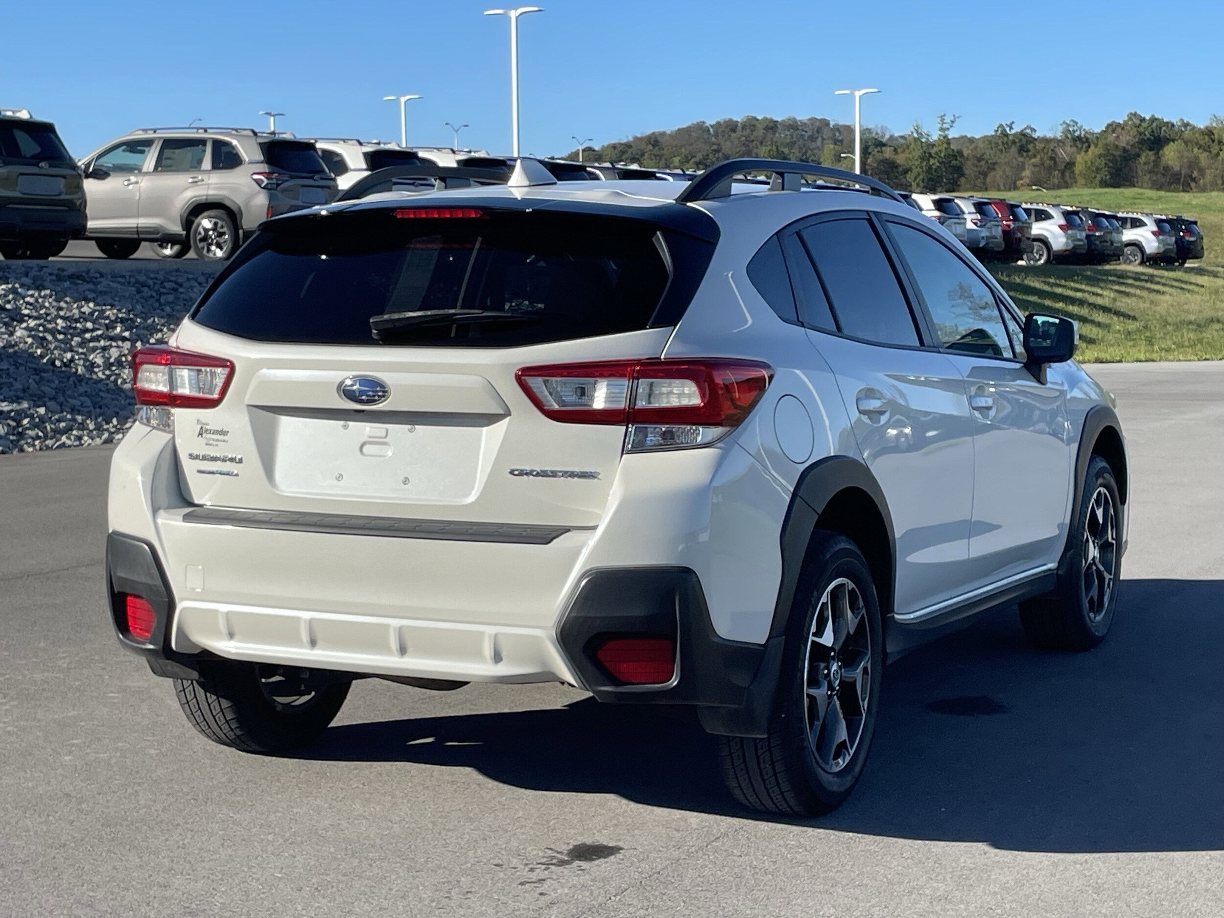2018 Subaru Crosstrek 2.0i Premium photo 3