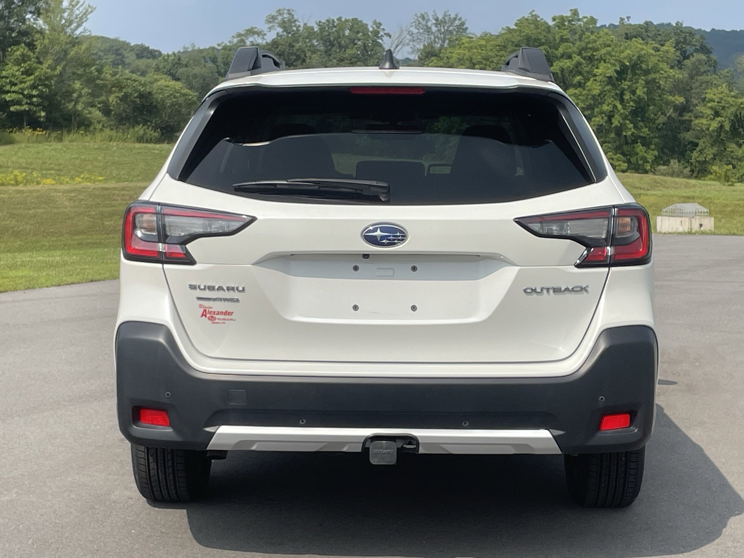 2023 Subaru Outback Limited photo 3
