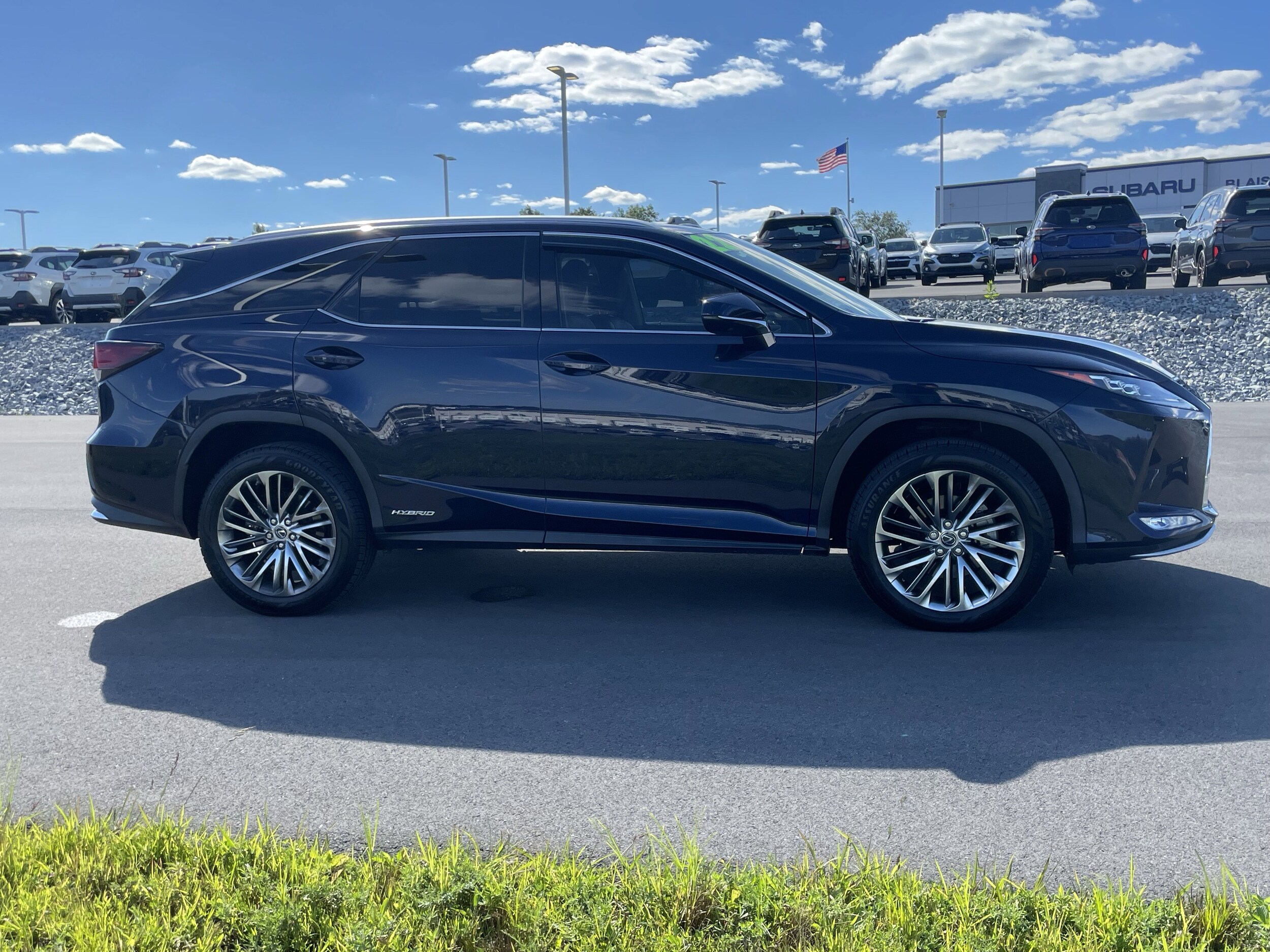 2022 Lexus RX 450h Luxury AWD photo 2
