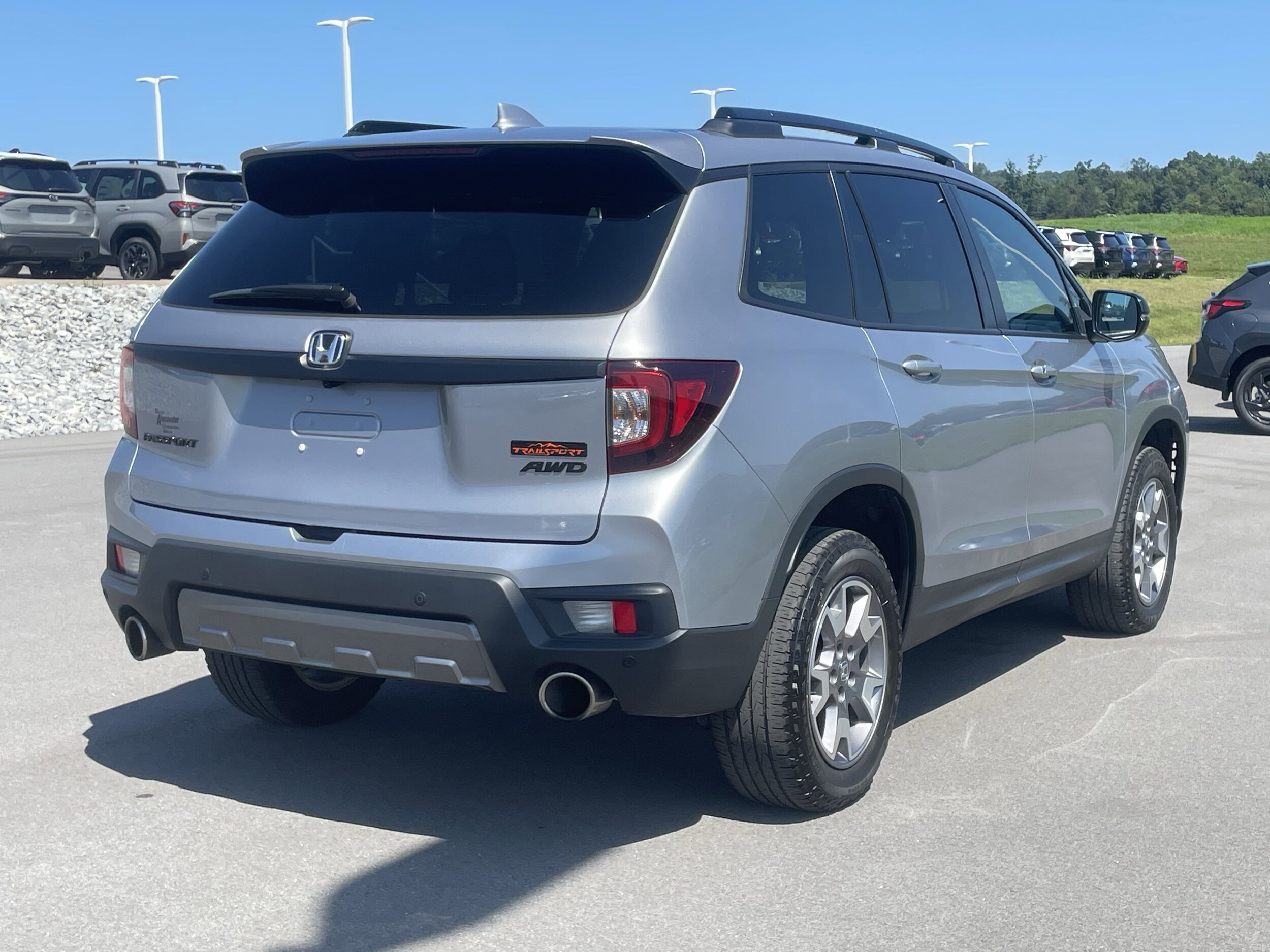 2023 Honda Passport TrailSport photo 3