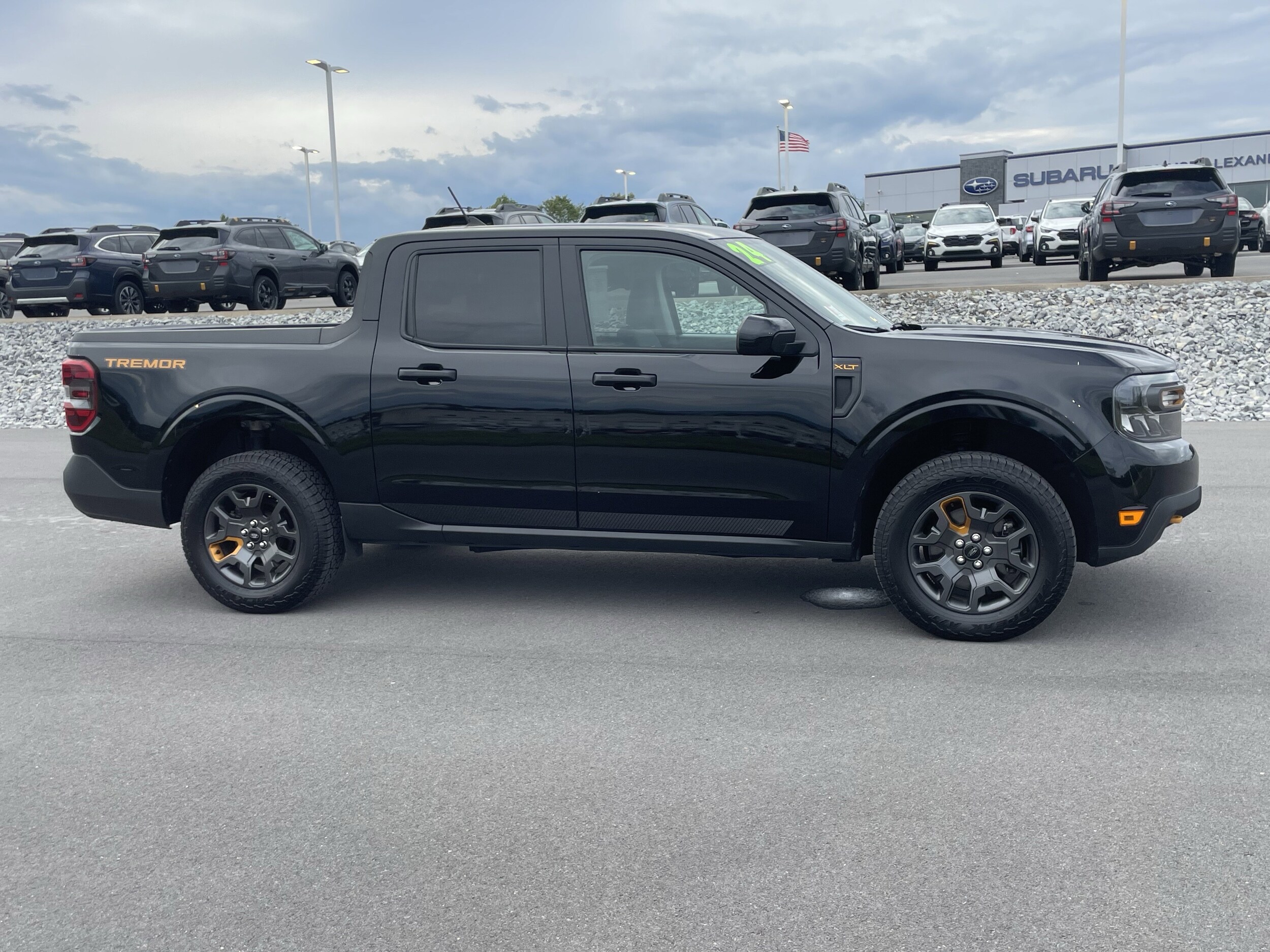 2024 Ford Maverick XLT Tremor photo 2