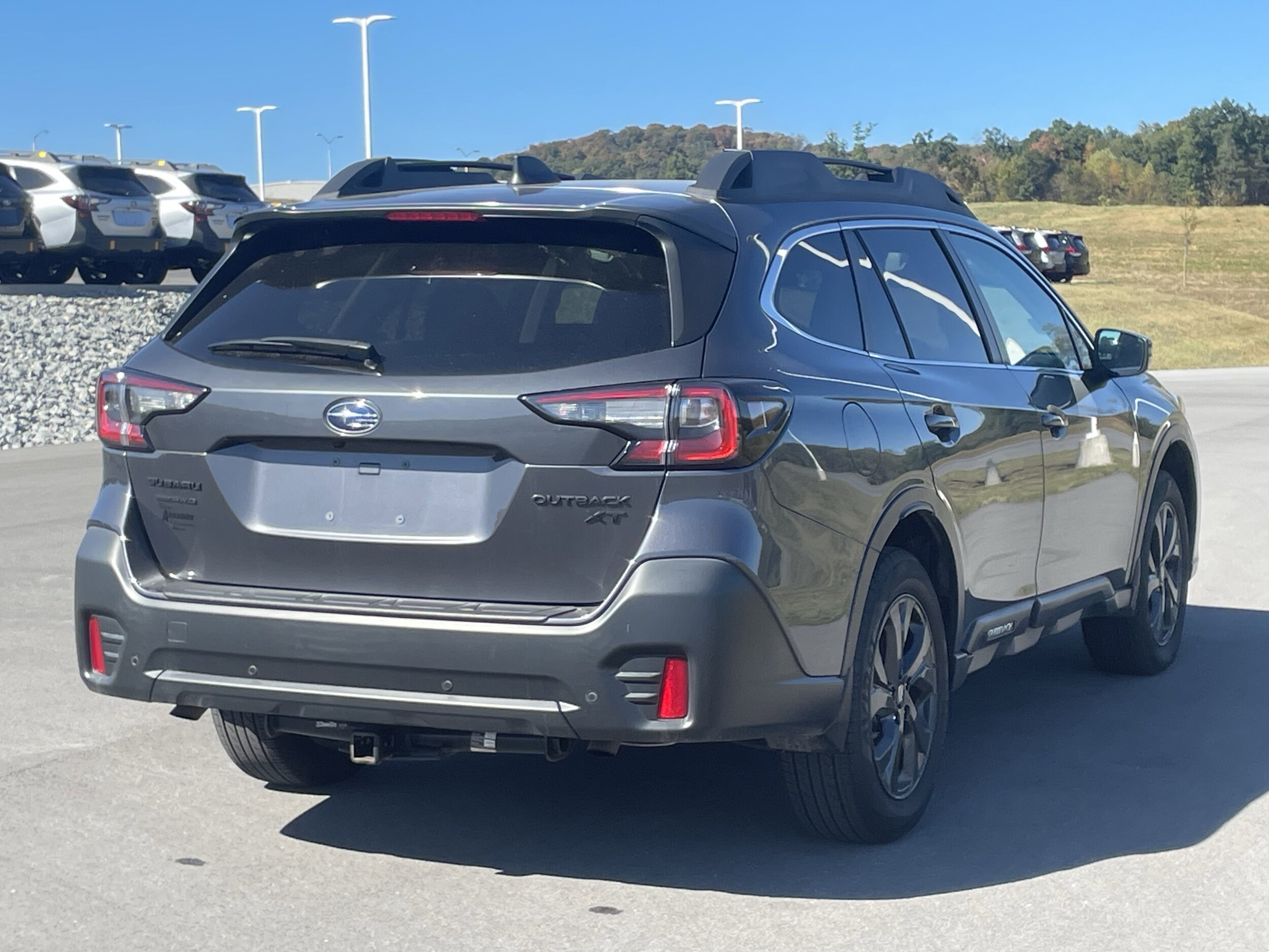 2022 Subaru Outback Onyx Edition XT photo 3