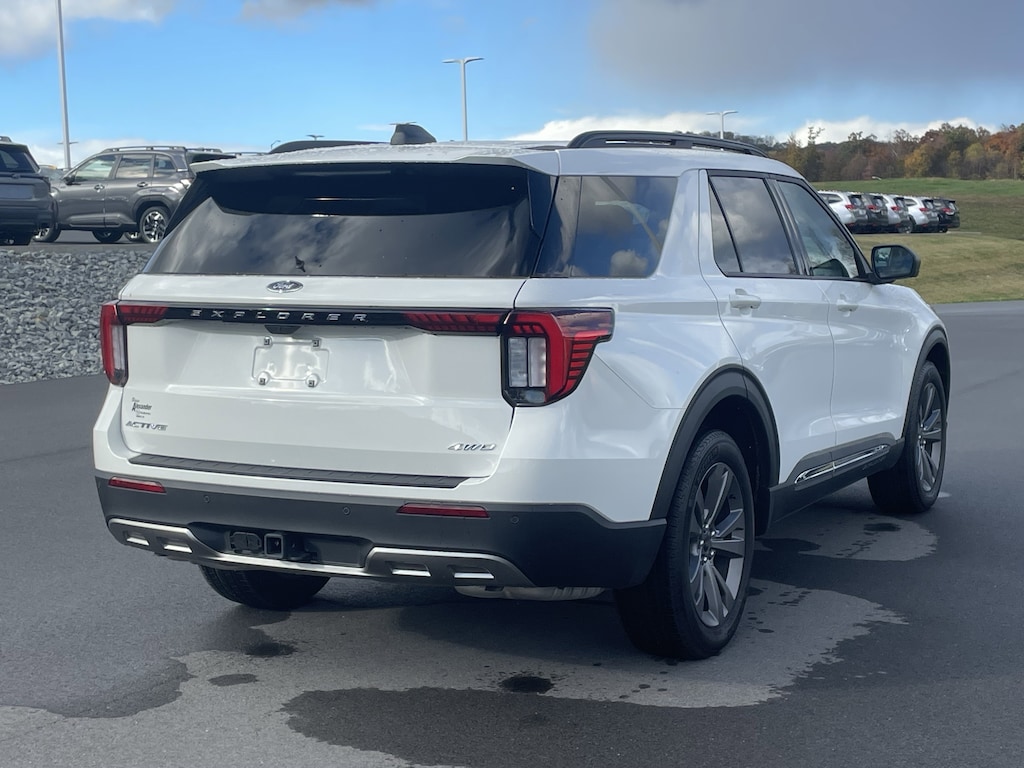 Used 2025 Ford Explorer Active SUV