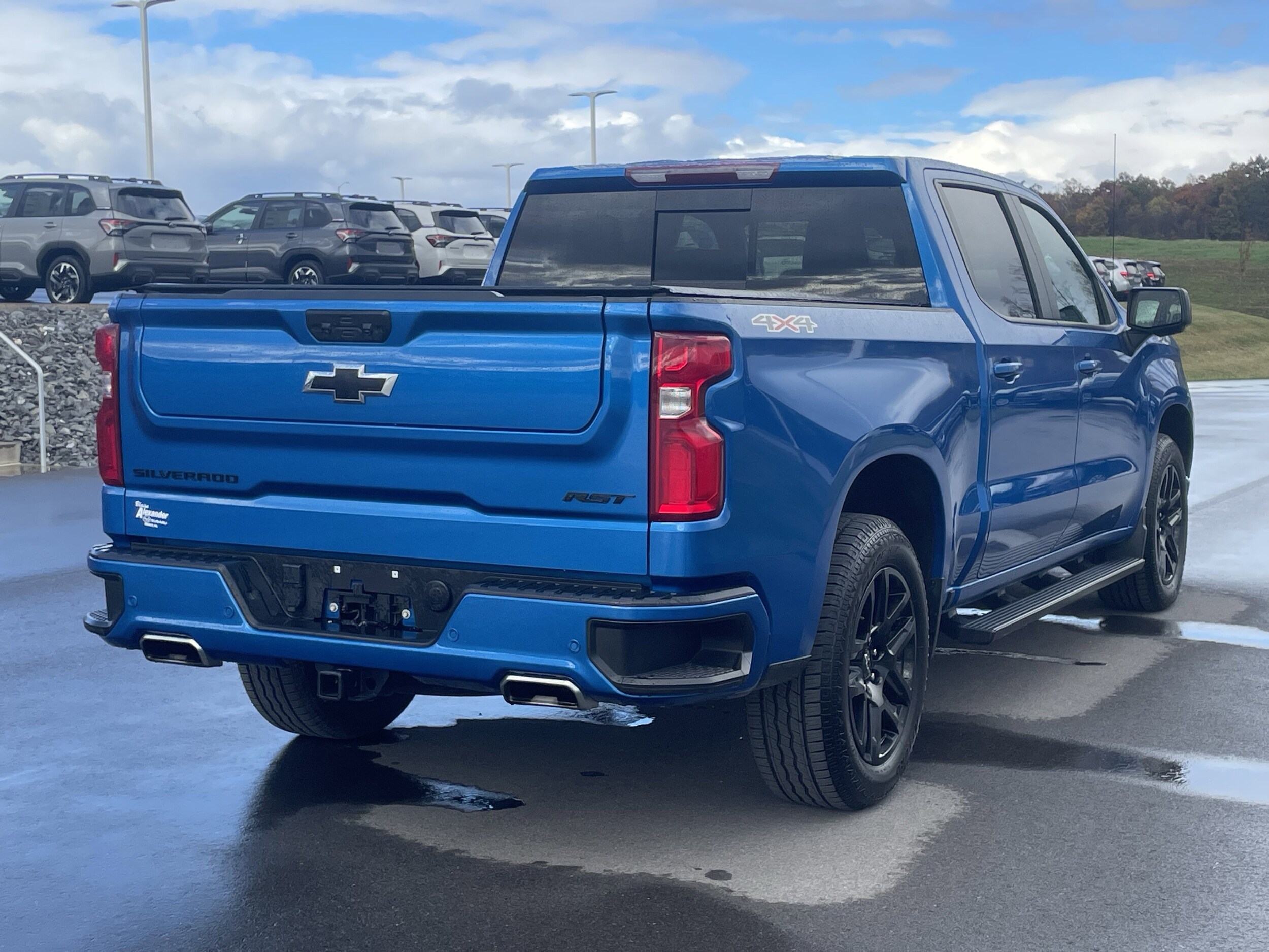 2024 Chevrolet Silverado 1500 RST photo 2