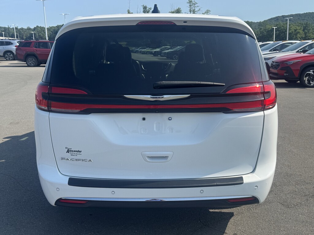Used 2024 Chrysler Pacifica Touring L Van Passenger Van