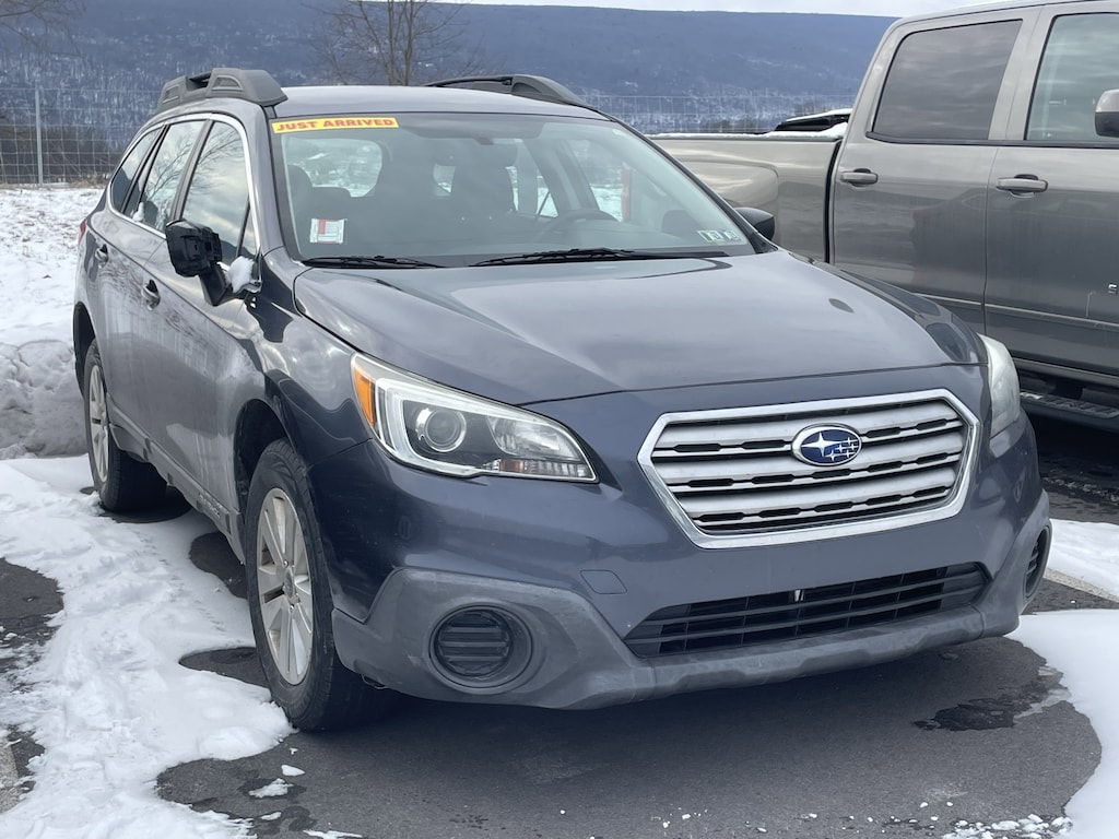 Used 2017 Subaru Outback 2.5i SUV