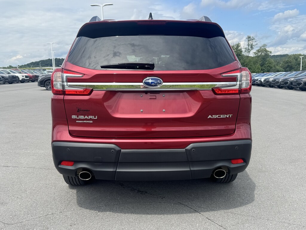 Used 2025 Subaru Ascent Premium 7-Passenger SUV