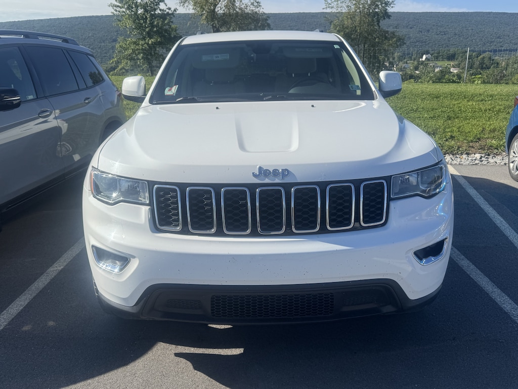 Used 2017 Jeep Grand Cherokee Laredo 4x4 SUV