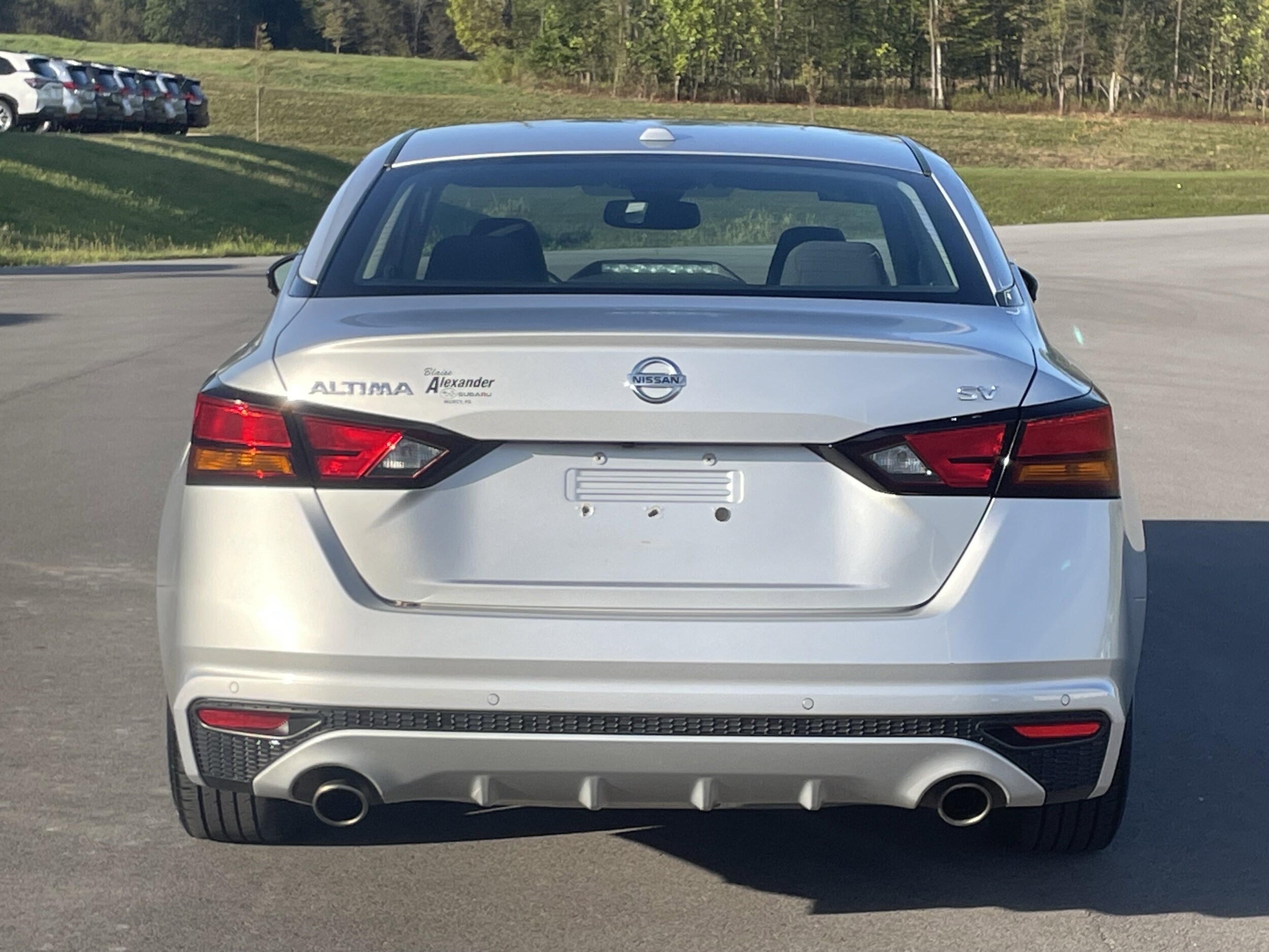 2019 Nissan Altima 2.5 SV photo 4