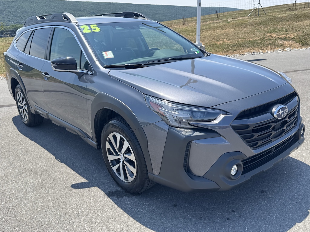 Used 2025 Subaru Outback Premium SUV