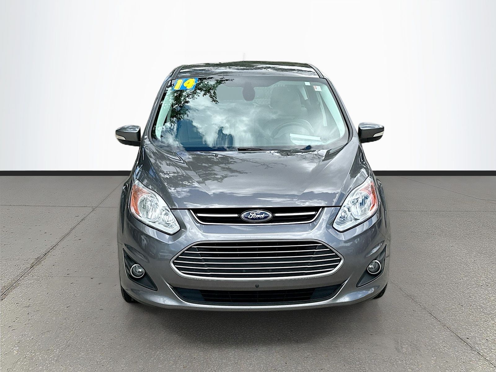 View vehicle photo 2