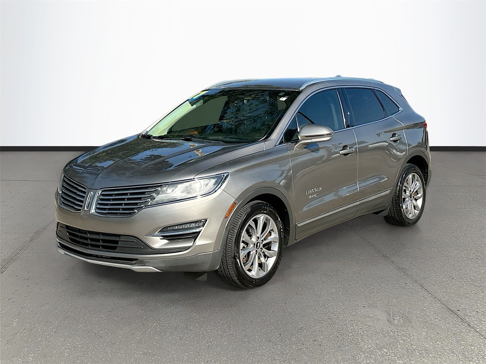 2017 Lincoln MKC Select photo 3